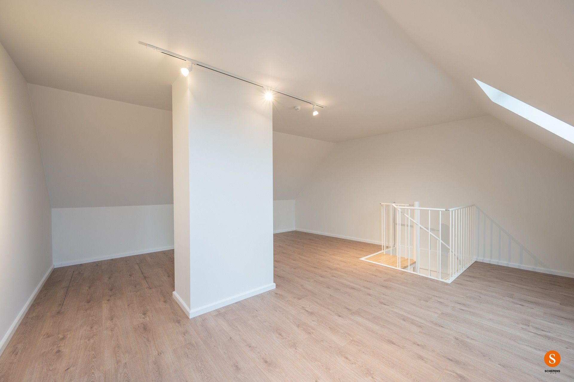 ✨ Instapklaar duplexappartement met 3 slaapkamers in hartje De Haan ✨ foto 16