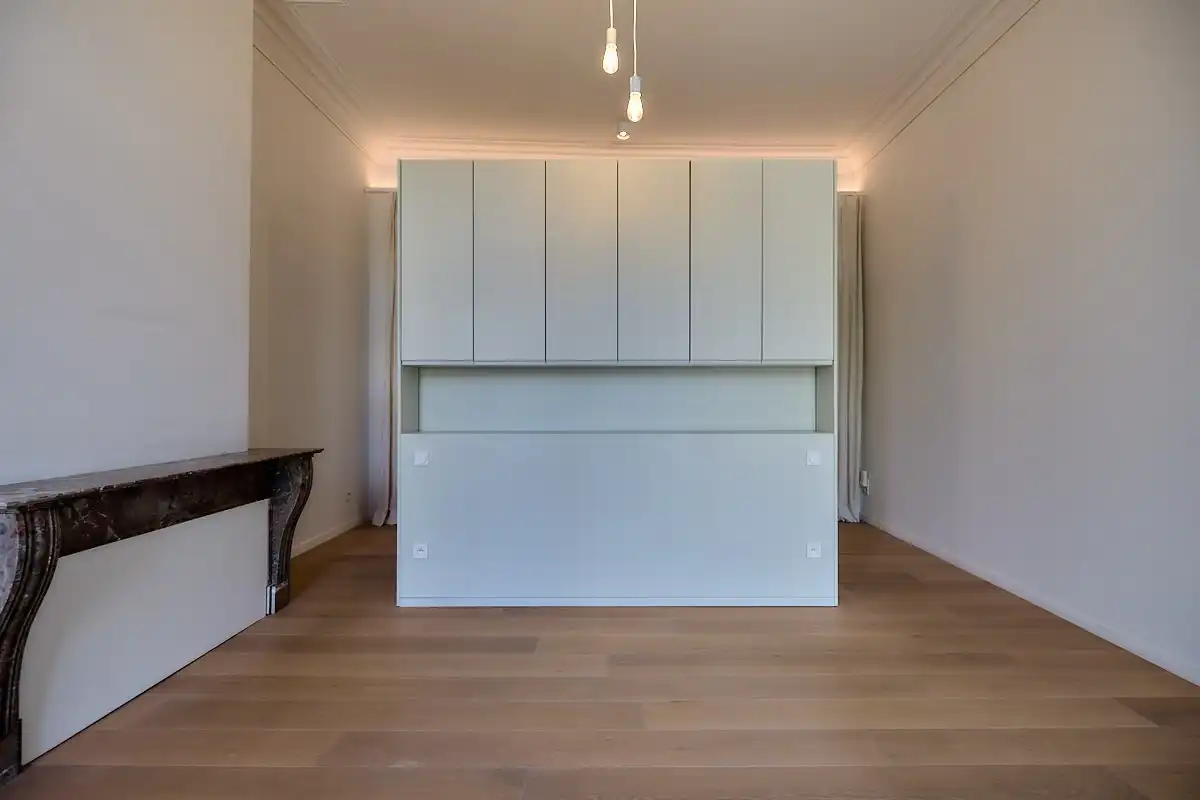 Exceptioneel en luxueus gerenoveerd 19e eeuws appartement midden in de binnenstad. foto 17