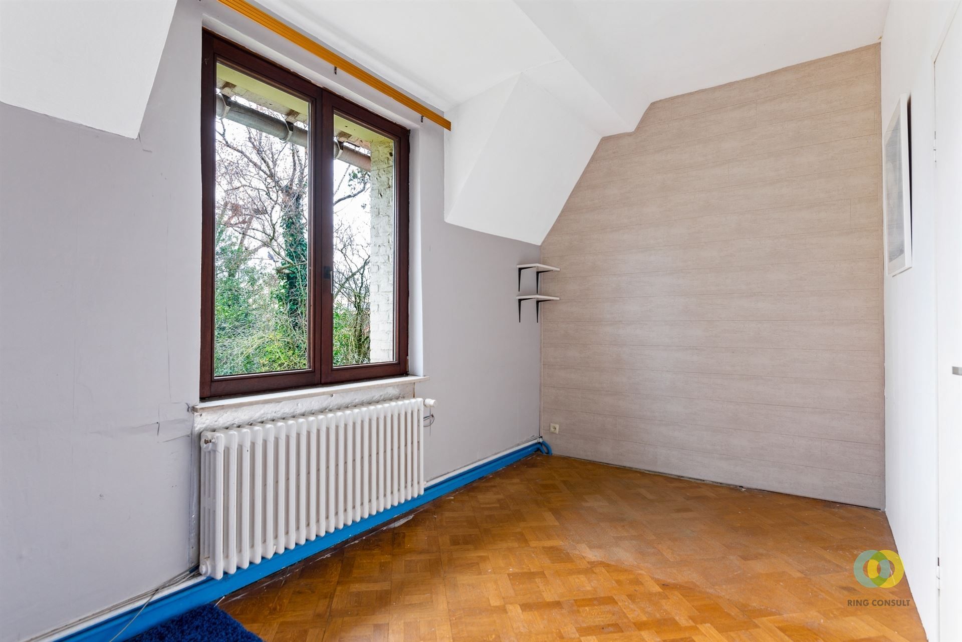 Karaktervolle villa op mooi perceel foto 11