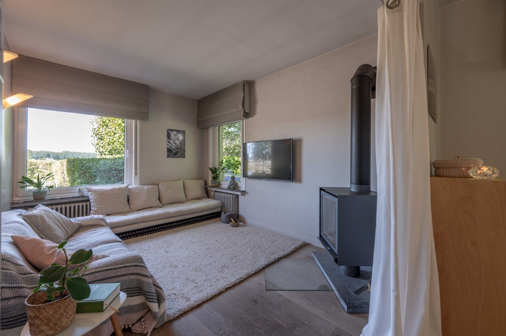 charmante vrijstaande woning in een oase van groen foto 4