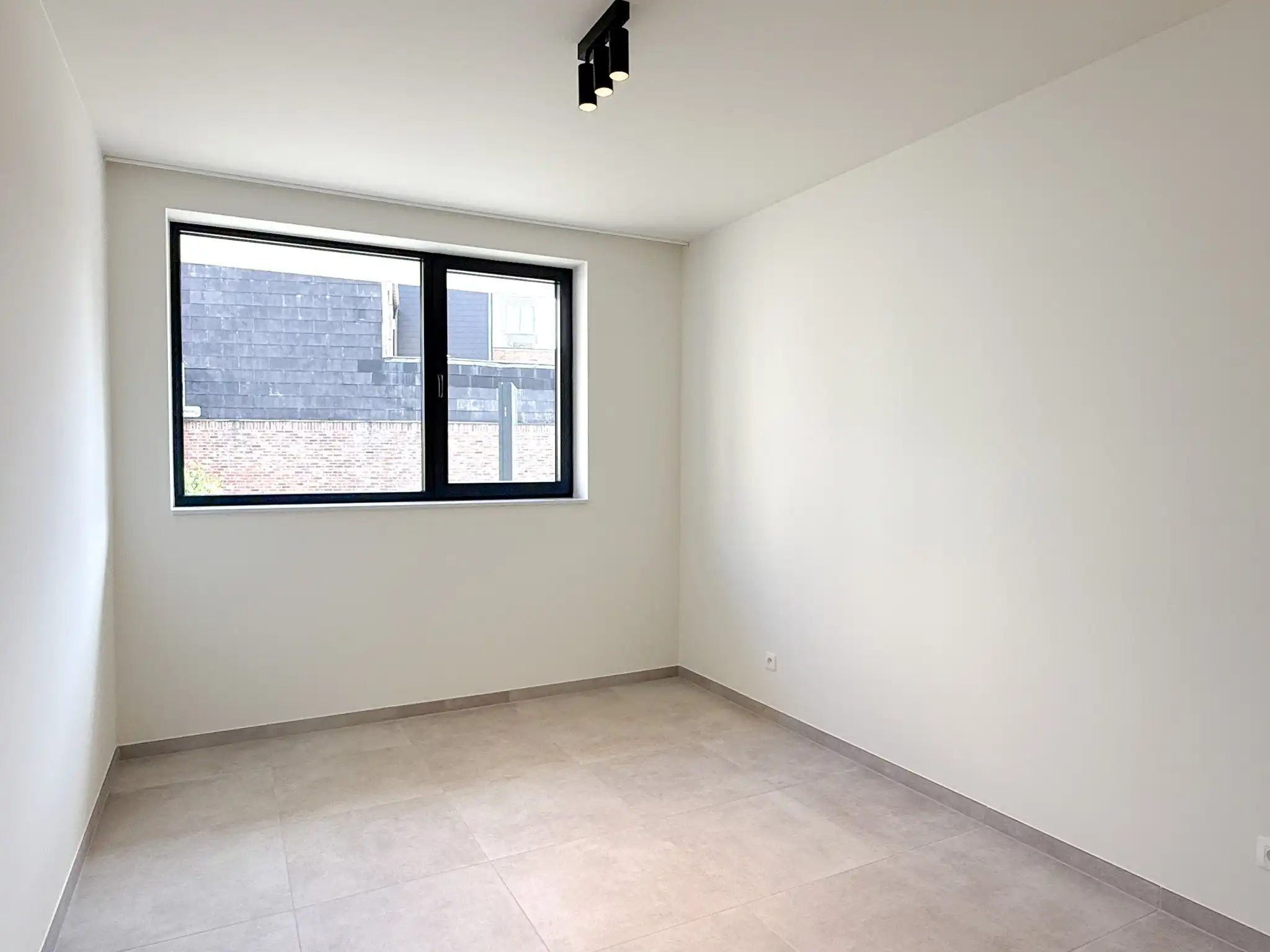 Gelijkvloers nieuwbouwappartement met tuin en twee slaapkamers foto 9