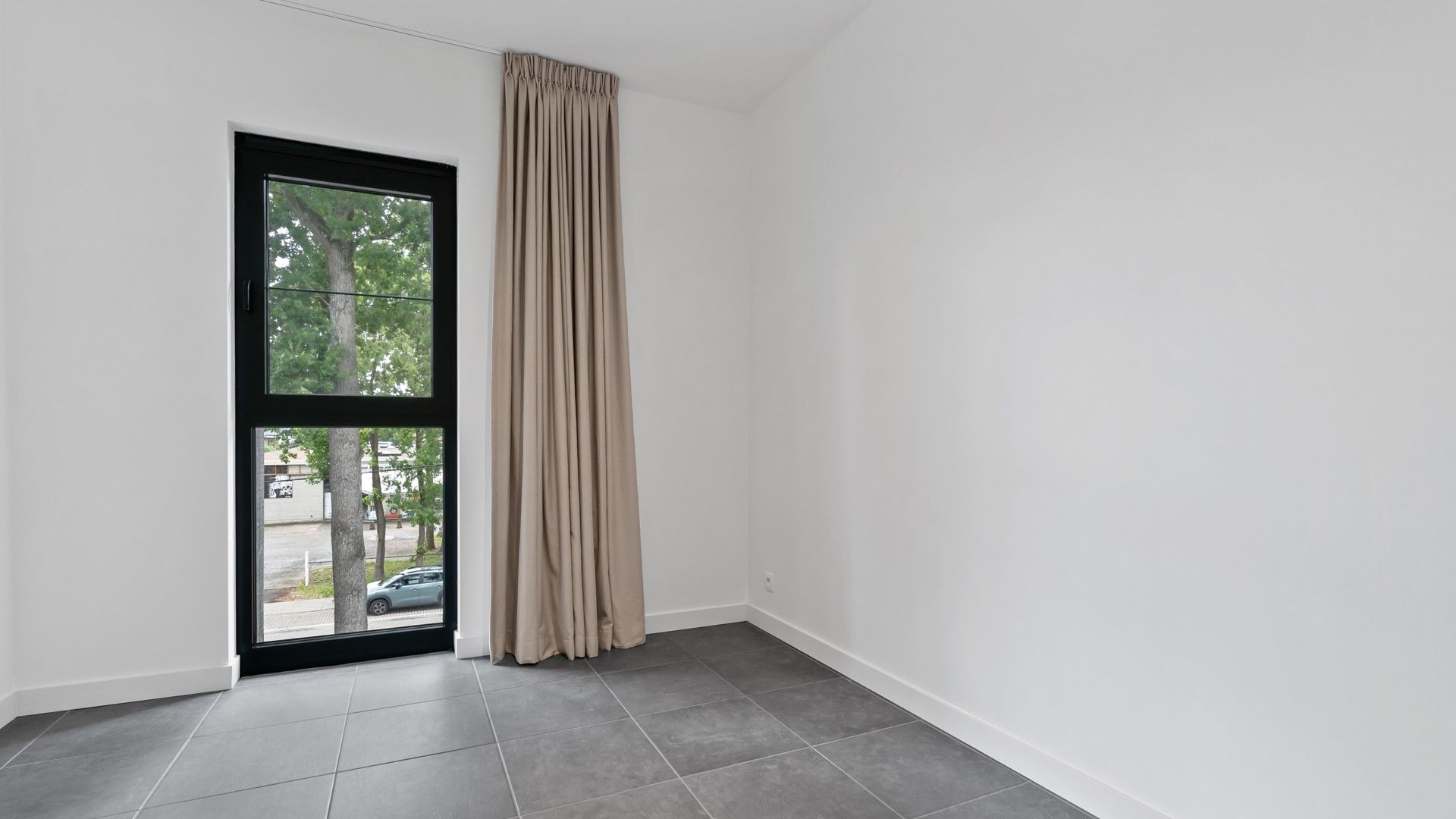 Penthouse met 2 slpkrs en riant terras van  58,74m² in Genk foto 9