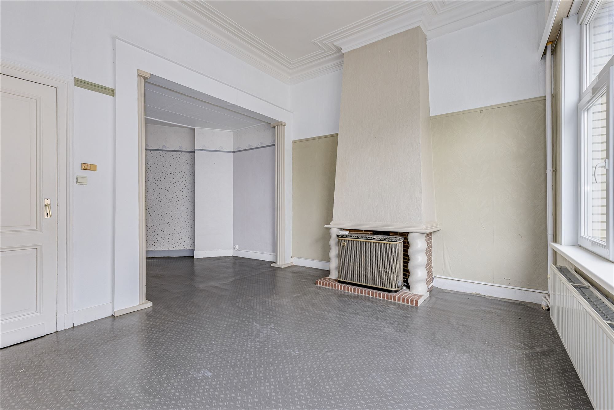 Charmante woning met enorm potentieel in hartje Berchem foto 12