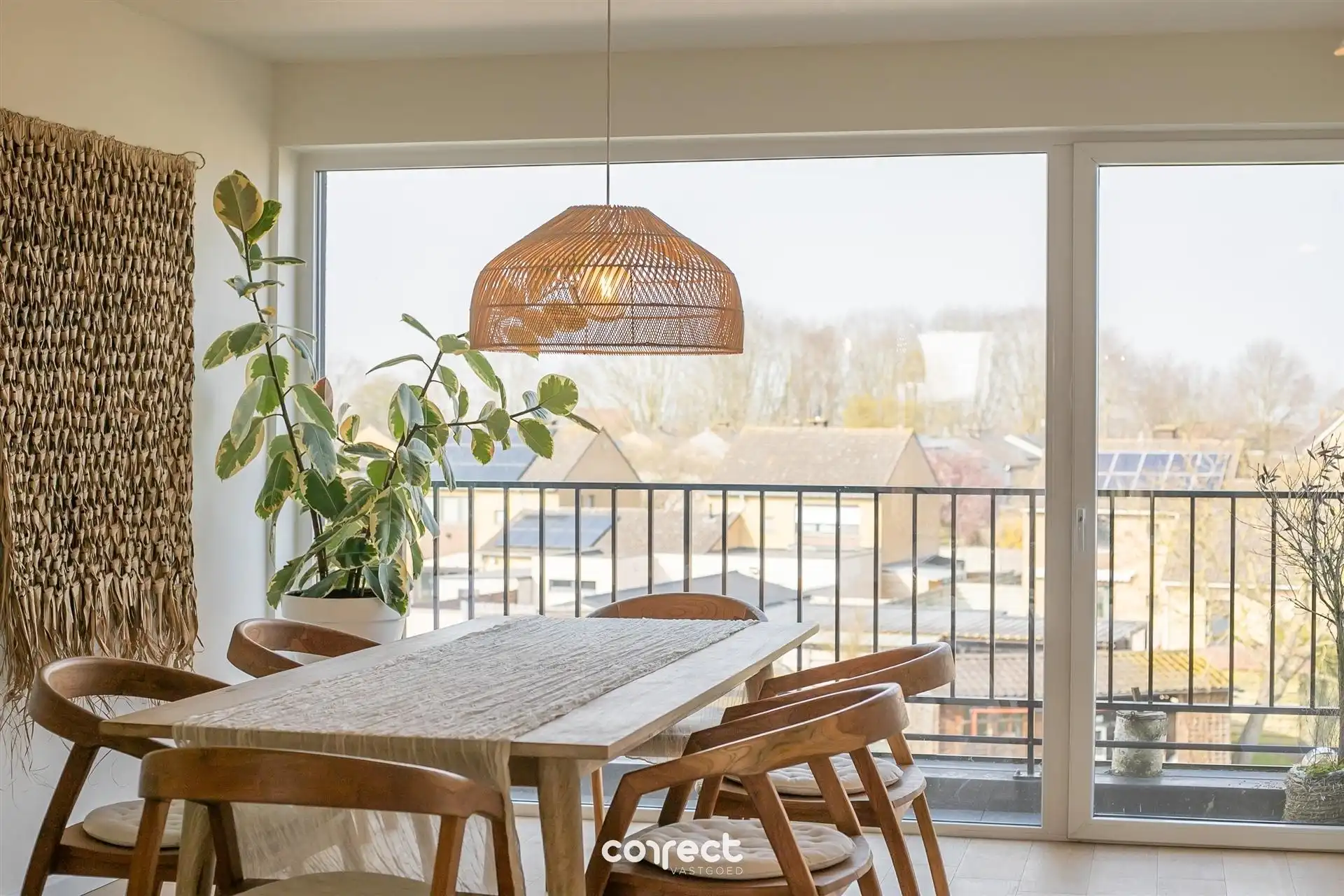 Instapklaar prachtig duplex-app met terras en 2 slaapkamers foto 4