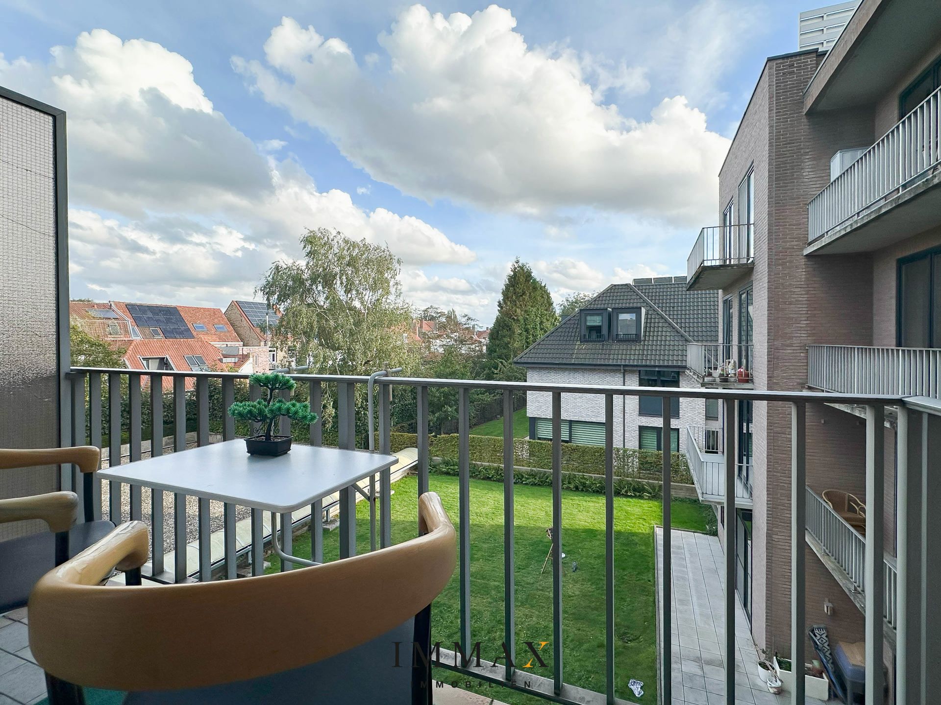 Appartement met 2 slaapkamers en parking op centrale ligging foto 12