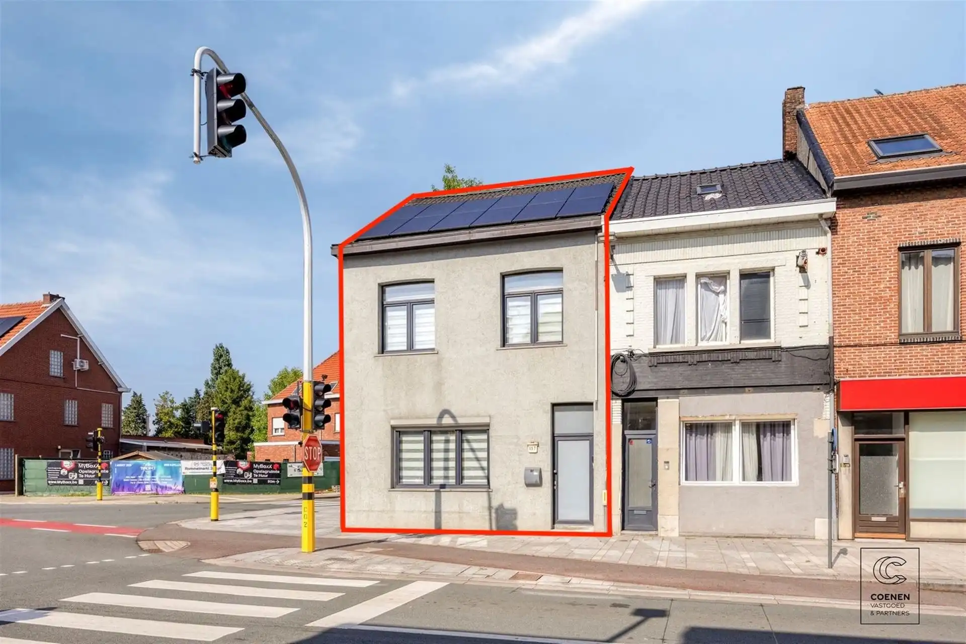 Ruime woning van 183 m² met 4 slpk's op uitstekende locatie! foto 23