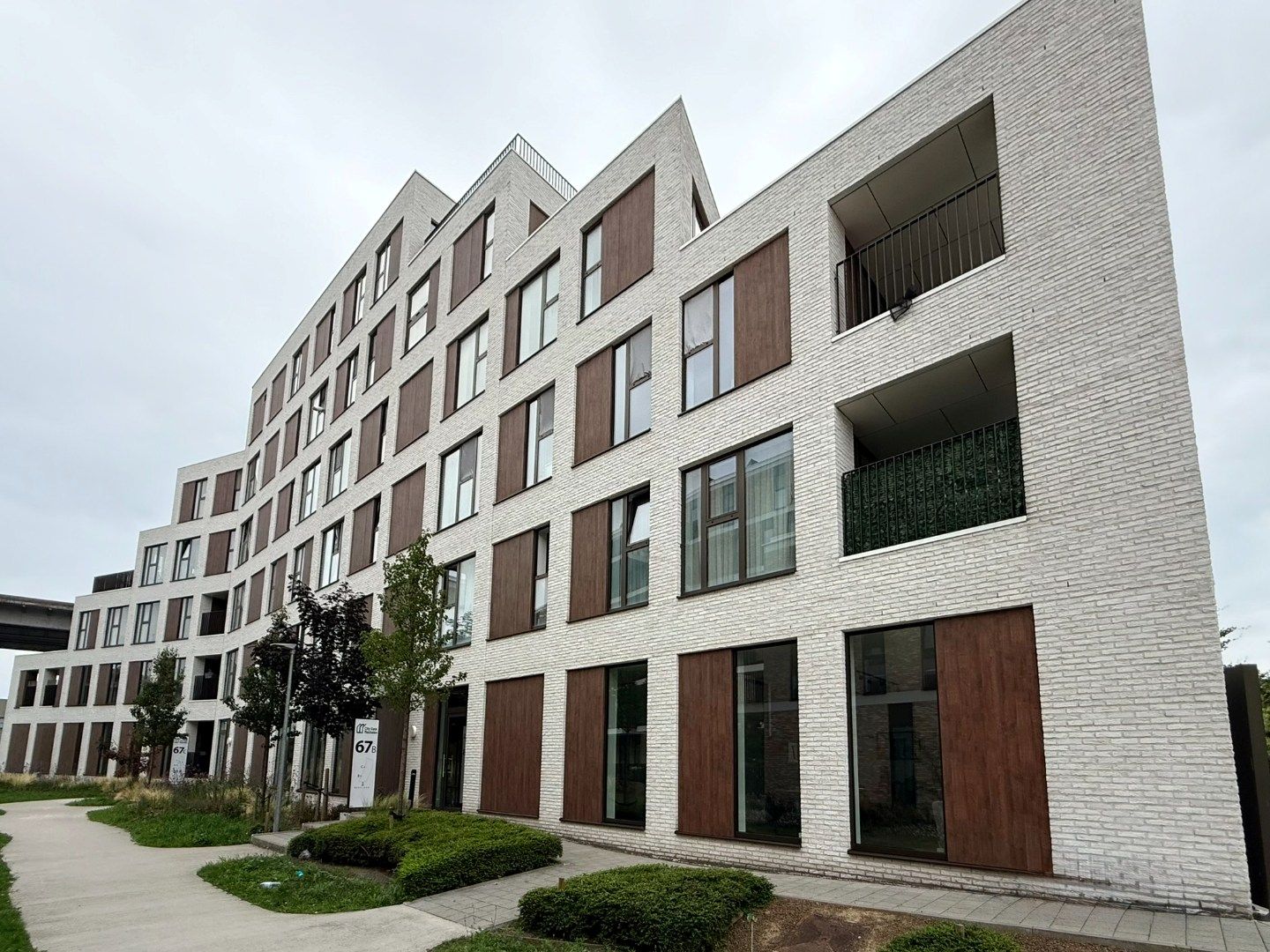 Lichtrijk modern appartement in Machelen foto 20