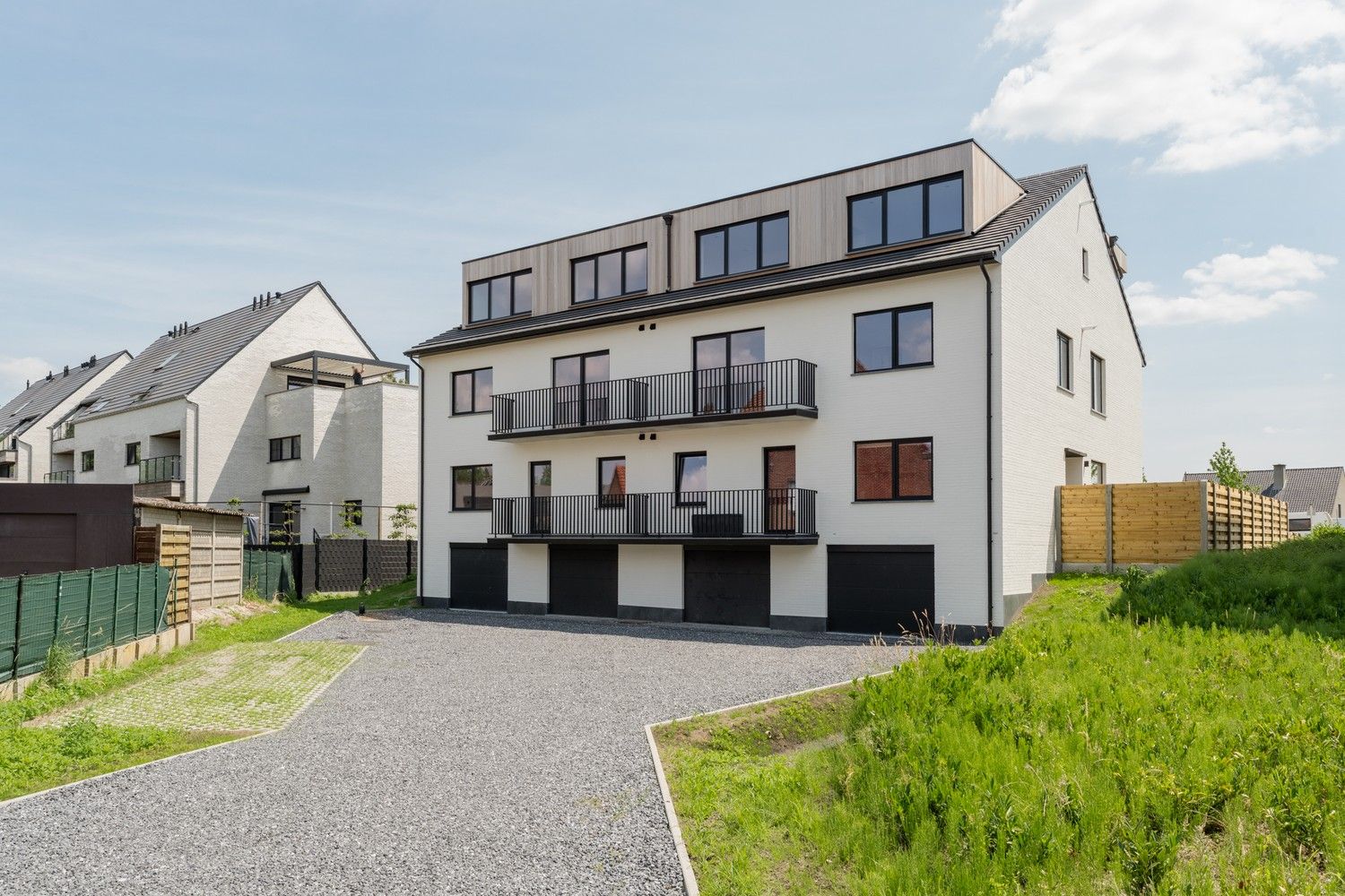 Ruim en volledig gerenoveerd 3 slaapkamer appartement foto 20
