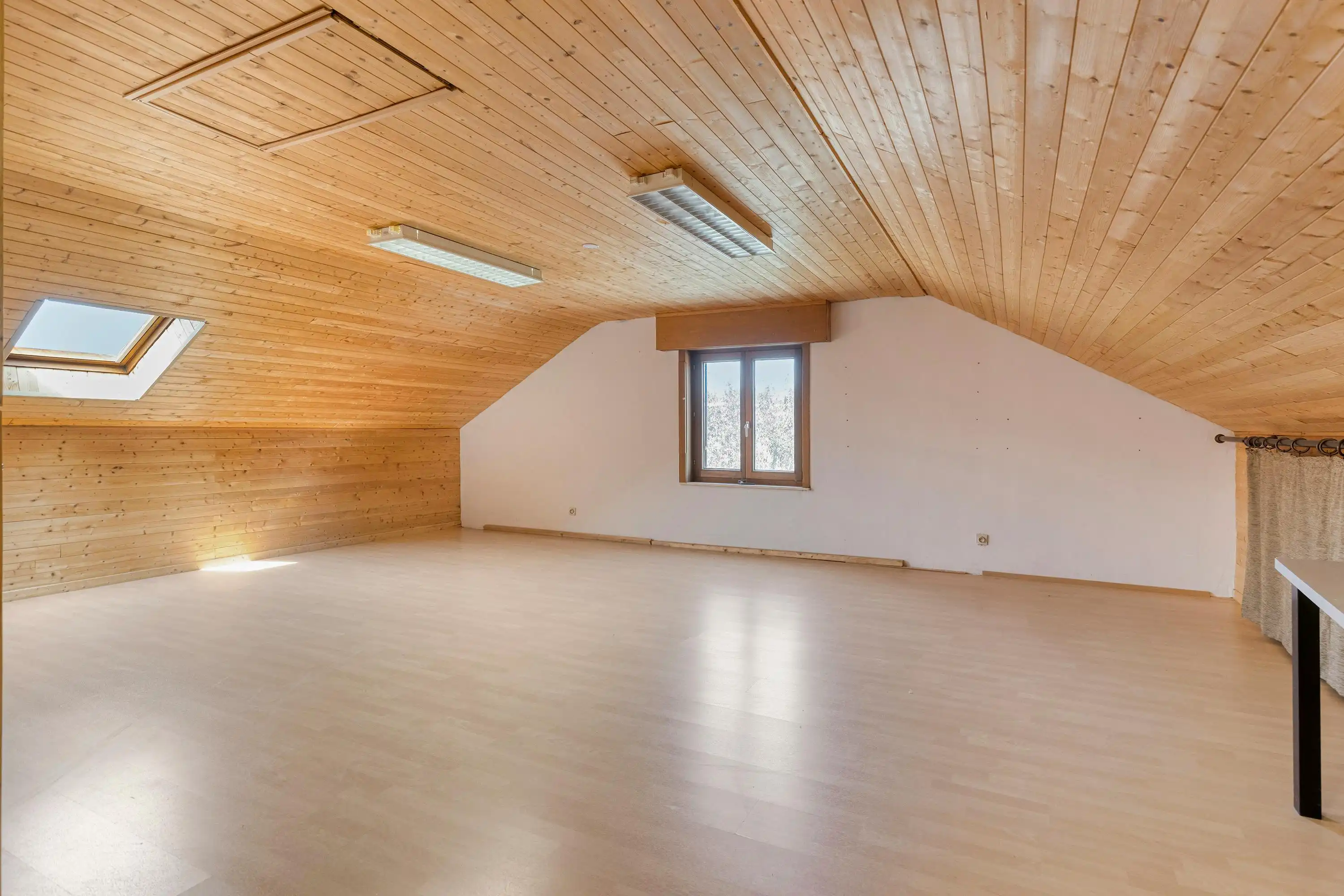 Ruime instapklare woning met 3 slaapkamers te koop in Oostduinkerke! foto 14