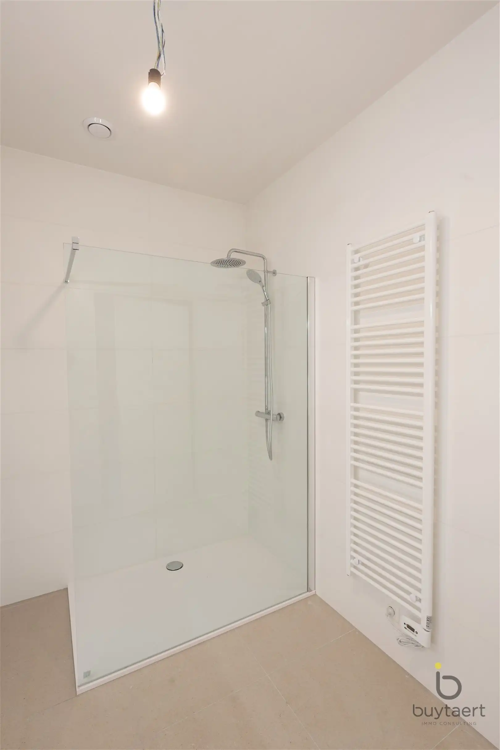 Beleef luxe, comfort en energiezuinigheid in een karaktervolle architectuur. foto 8