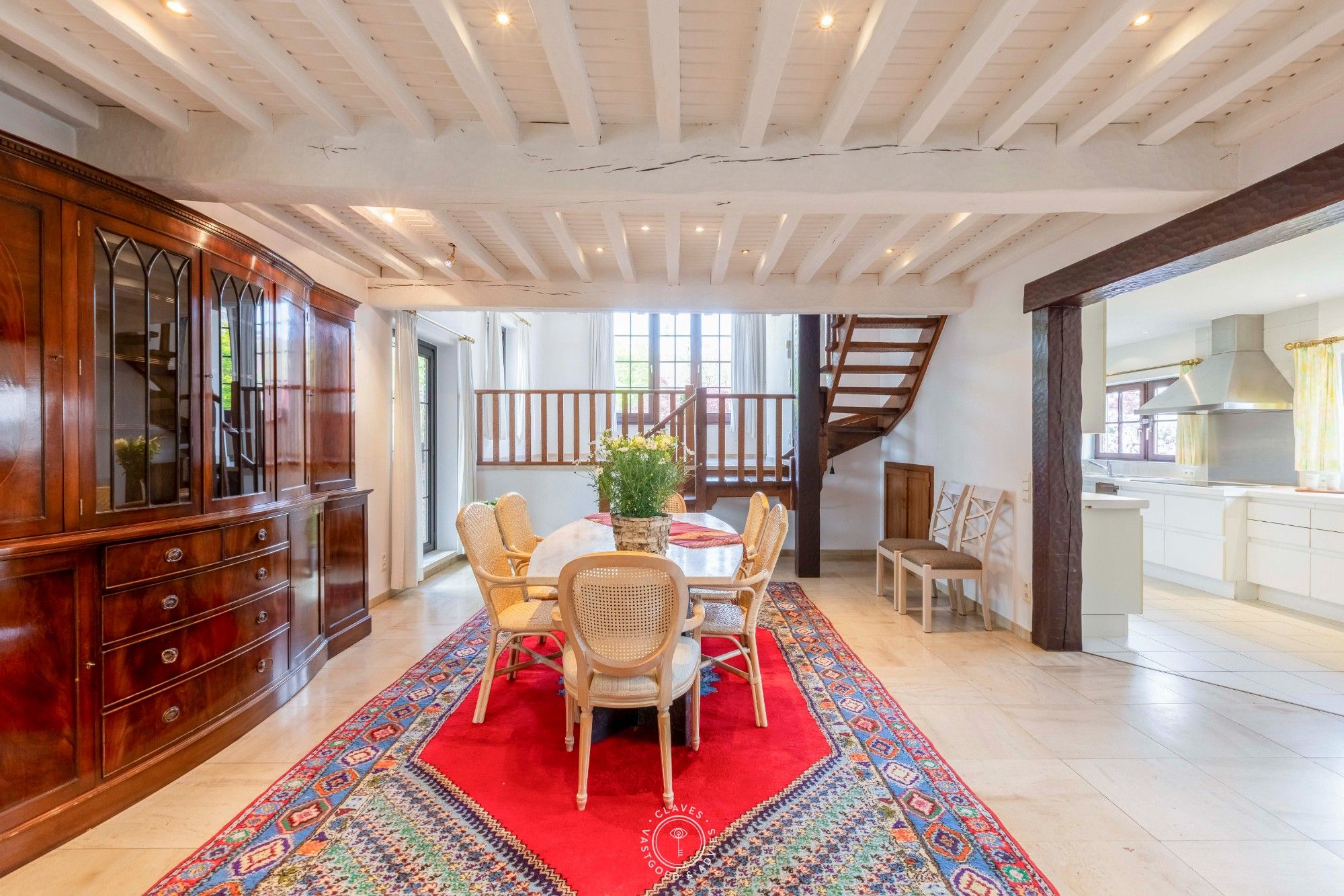 Karaktervolle villa op uitzonderlijk perceel van 3.262 m² foto 8