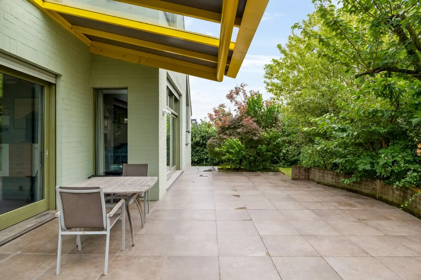 Vrijstaande architectenwoning met 5 slpk., atelier en dubbele garage op ruim perceel met zicht op de velden foto 33