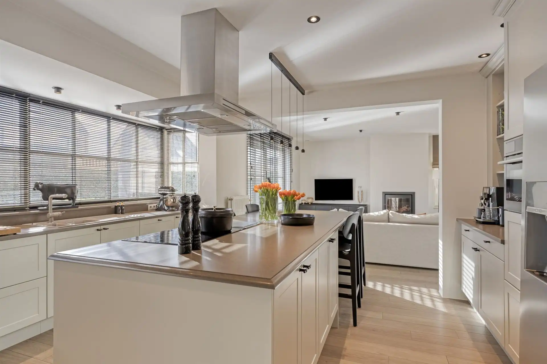 Instapklare woning met 3 slaapkamers, tuin en garage. foto 7