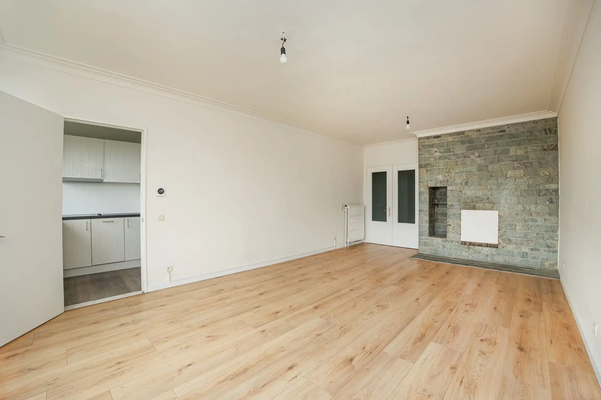 Groot appartement te koop in hartje Mortsel foto 4