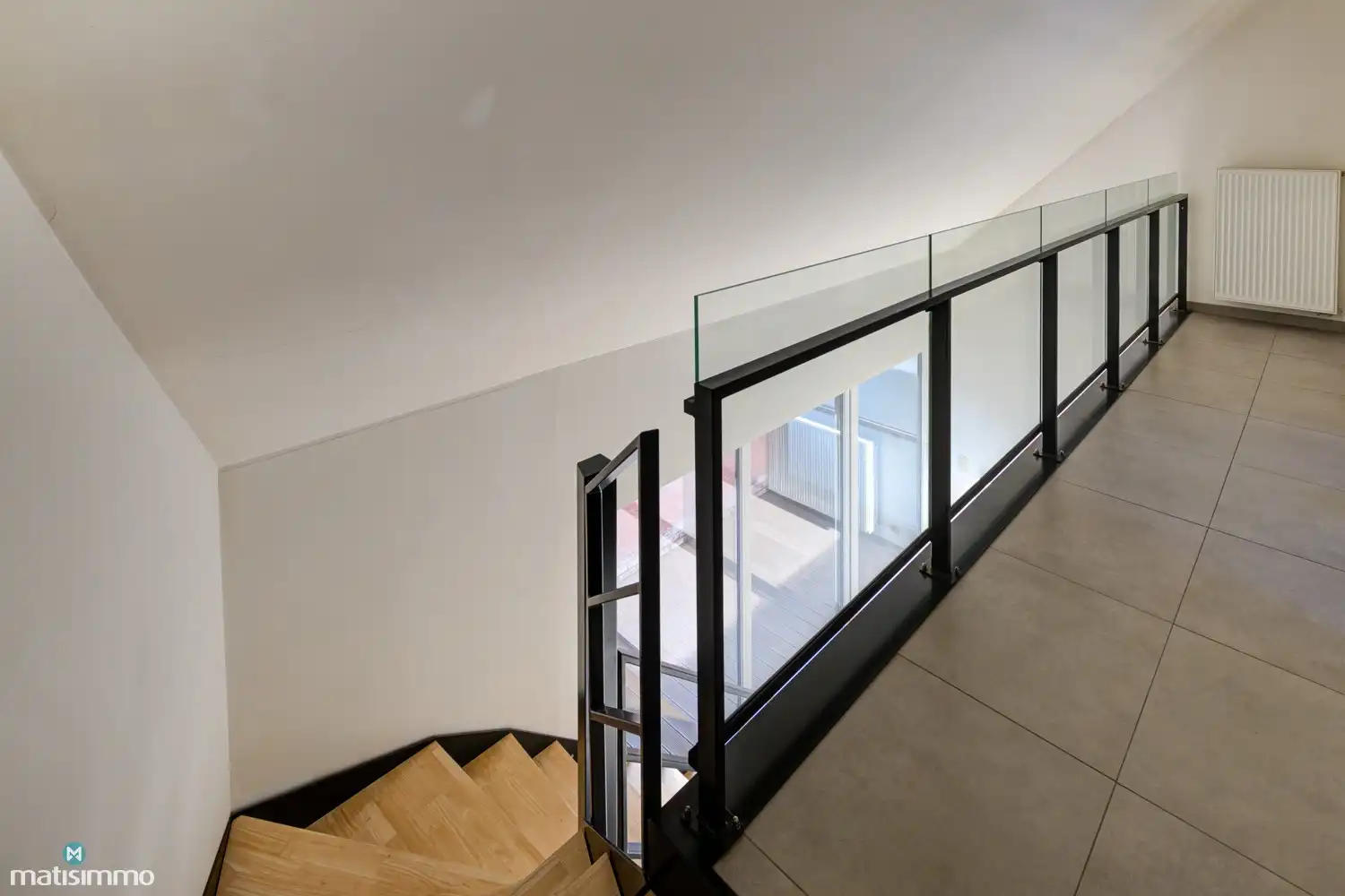 DUPLEXAPPARTEMENT MET 3 SLAAPKAMERS, TERRAS EN ONDERGRONDSE AUTOSTAANPLAATS NABIJ HET CENTRUM VAN BILZEN foto 20