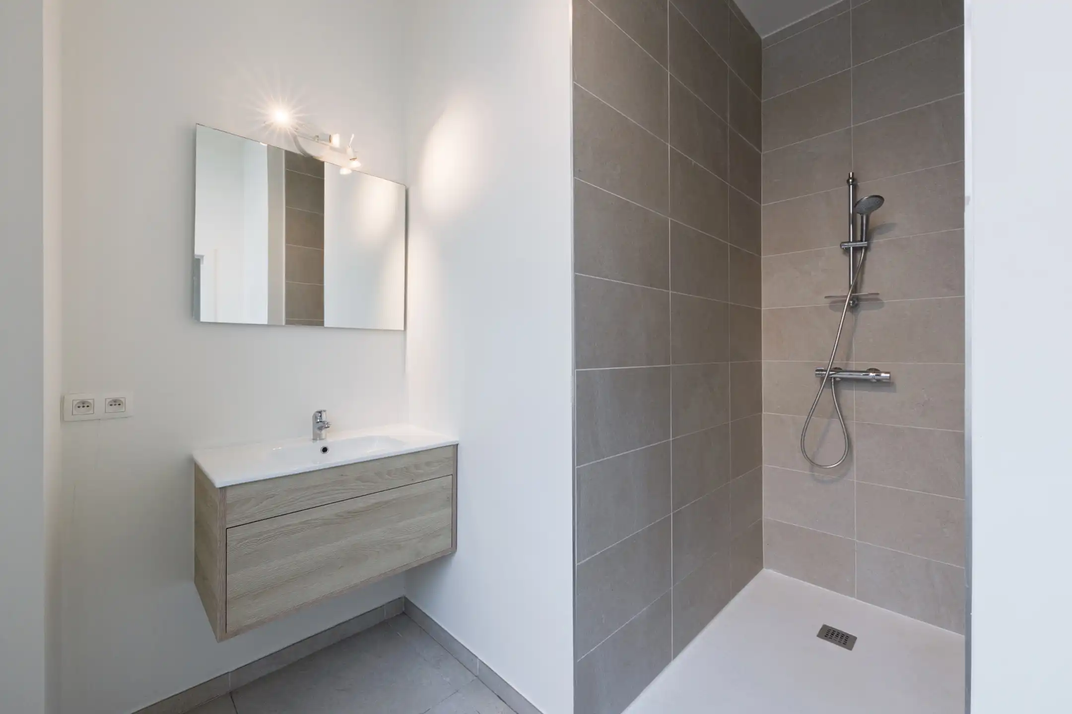 ANTWERPEN CENTRUM - Appartement nabij Centraal Station foto 11