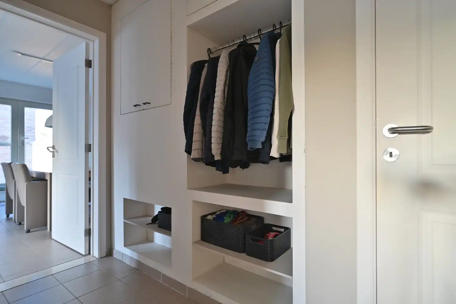 Ruim en veelzijdig appartement met uitzonderlijk uitbreidingspotentieel in Lanaken foto 9