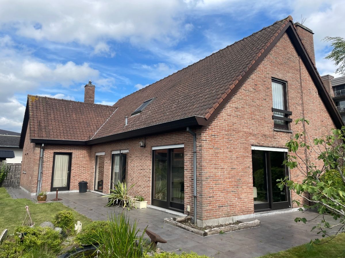 VILLA + GARAGE & TUIN foto 14
