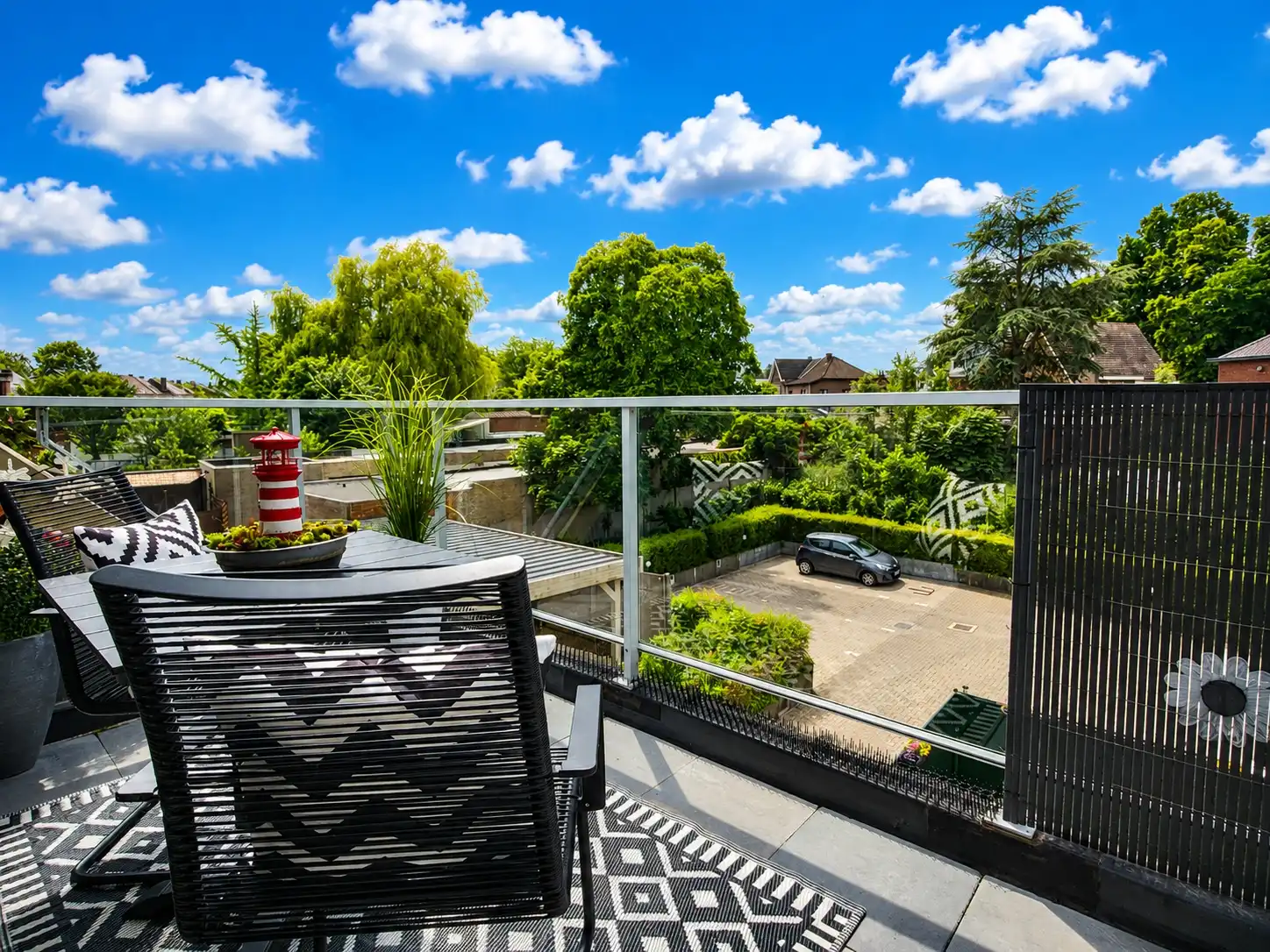 Op zoek naar een instapklaar appartement waar comfort en een uitstekende ligging samenkomen?  foto 3