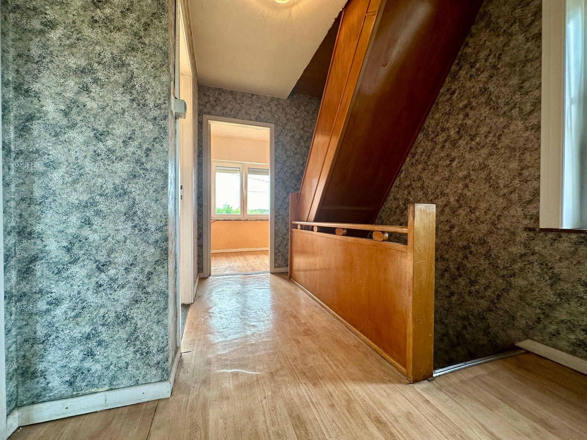 Te renoveren, vrijstaande woning foto 14