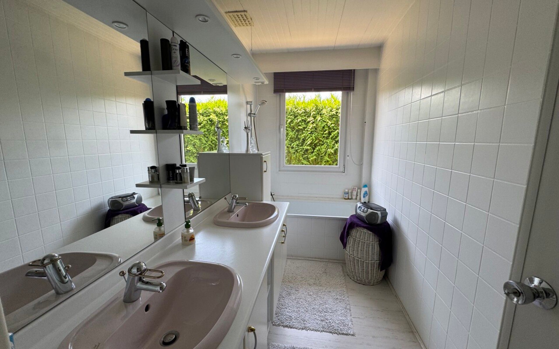 Rustig gelegen gelijkvloers-villa met 2 slaapkamers foto 11