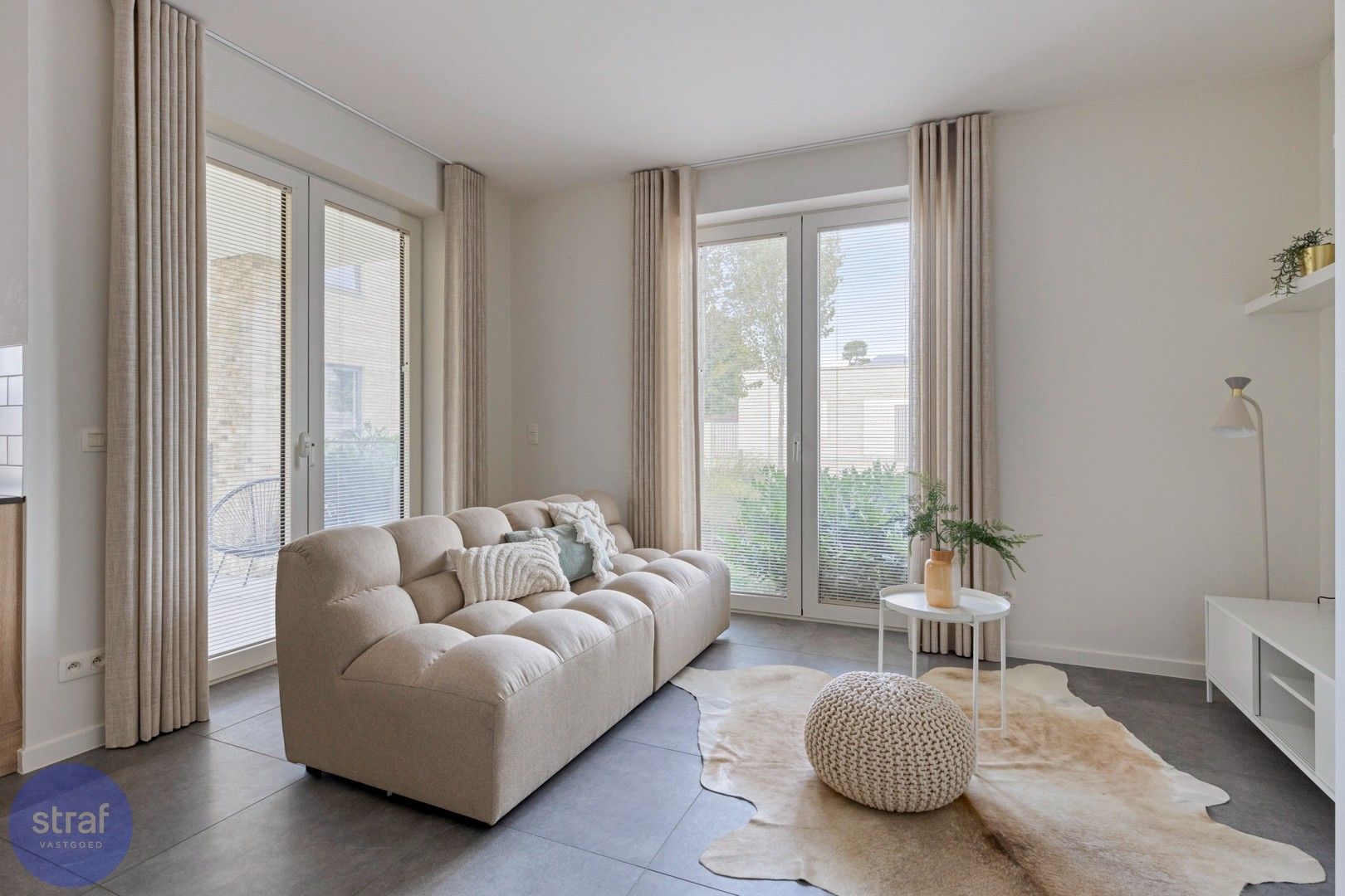 Nieuw en gezellig appartement met terras op toplocatie foto {{pictureIndex}}