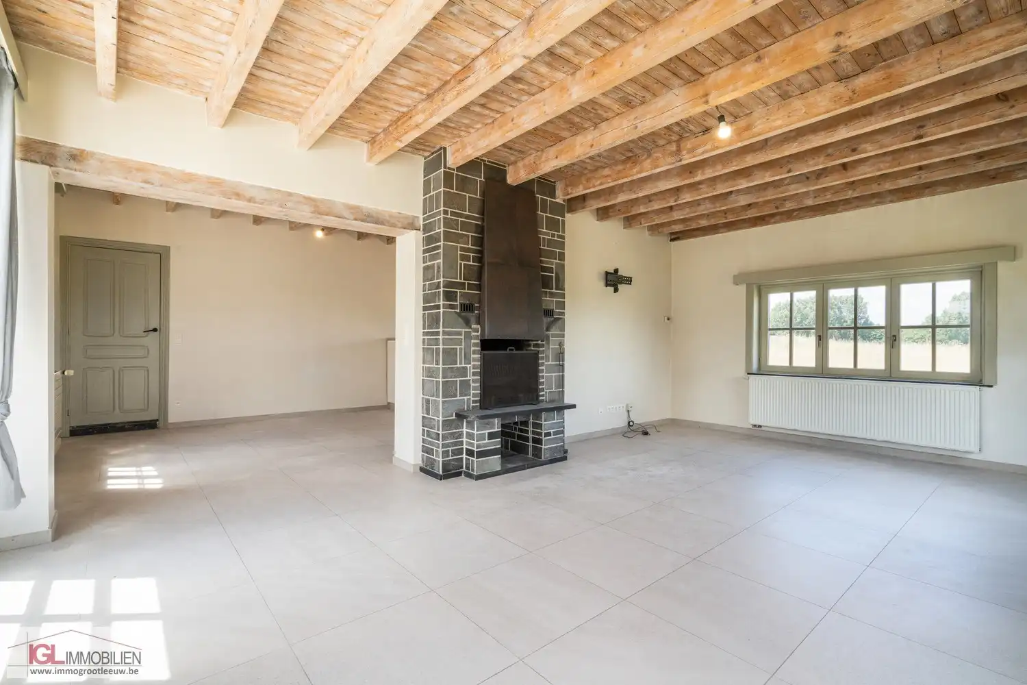 Charmante gerenoveerde hoeve met 4 slaapkamers! foto 11