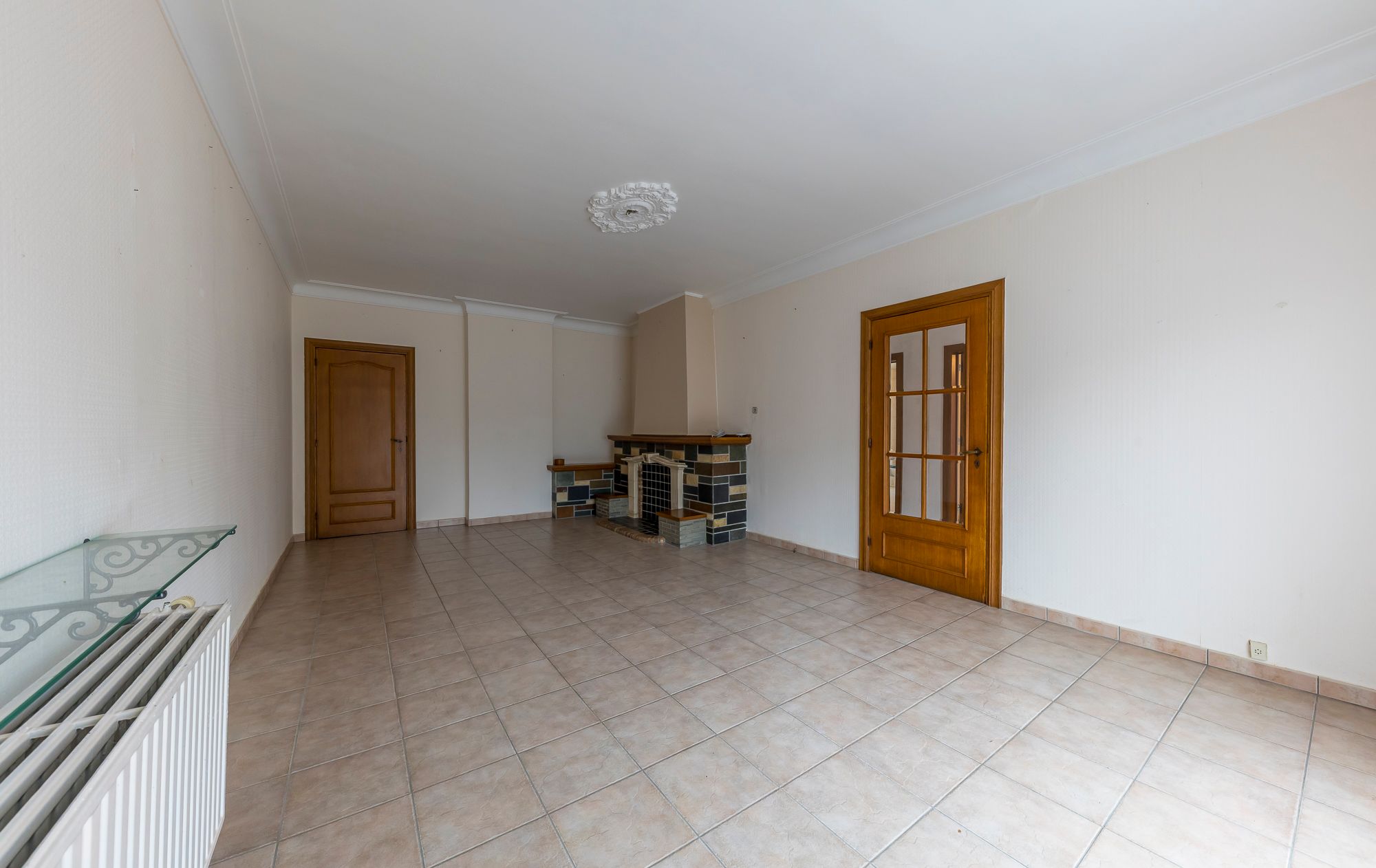 TE KOOP: Te renoveren gezinswoning met ruime tuin in Opglabbeek (Oudsbergen) foto 3