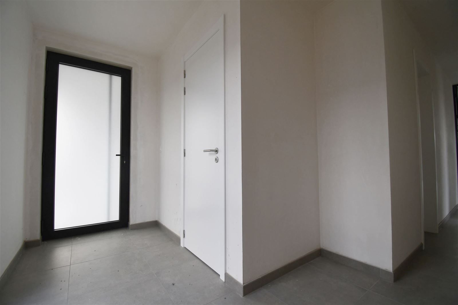 Nieuwbouwappartement met 2 slaapkamers en ruim terras foto 14