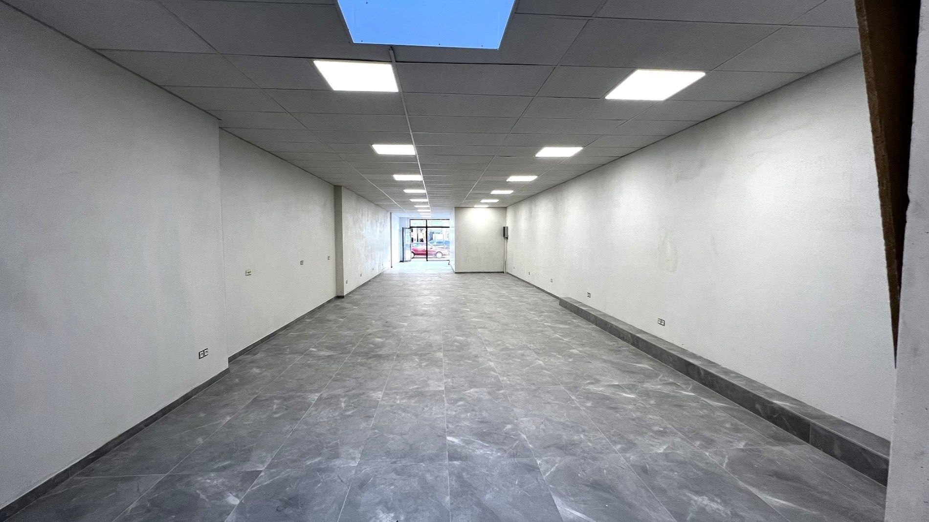 Opbrengsteigendom: Nieuwbouwbuilding op de drukbezochte Pauwengraaf! foto 3