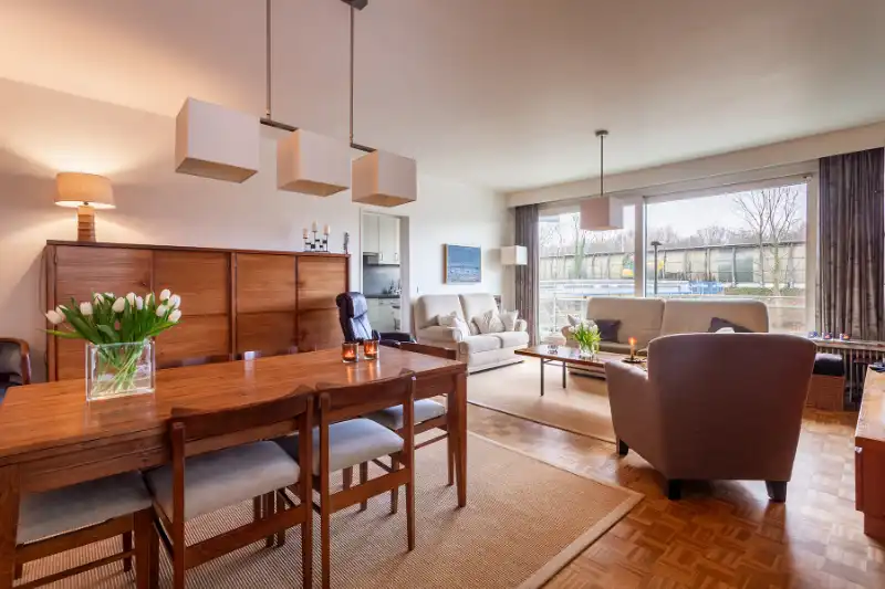 Ruim 3 slpk. appartement + P foto {{pictureIndex}}