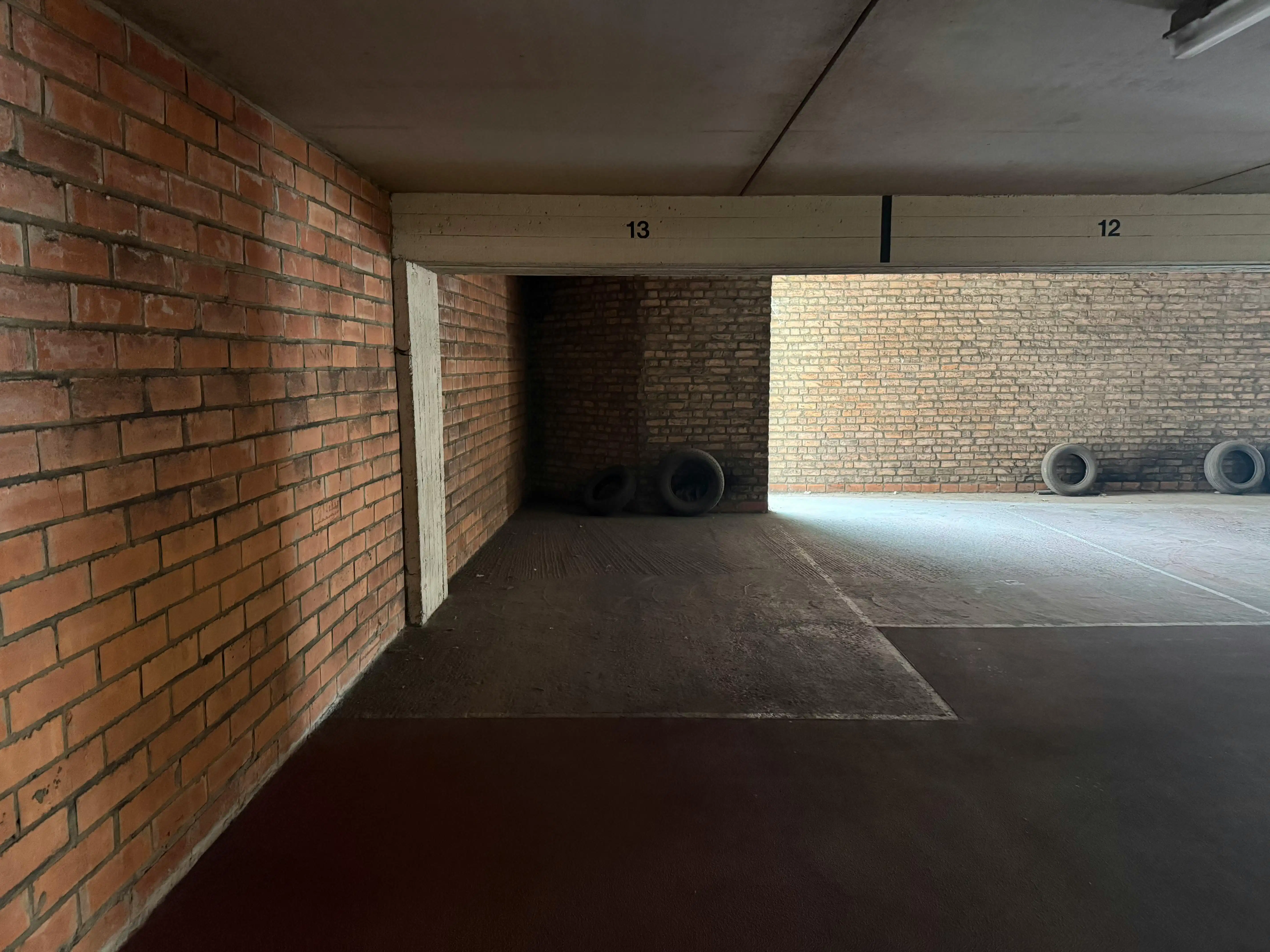 Staanplaats te koop te centrum Oostende  foto {{pictureIndex}}