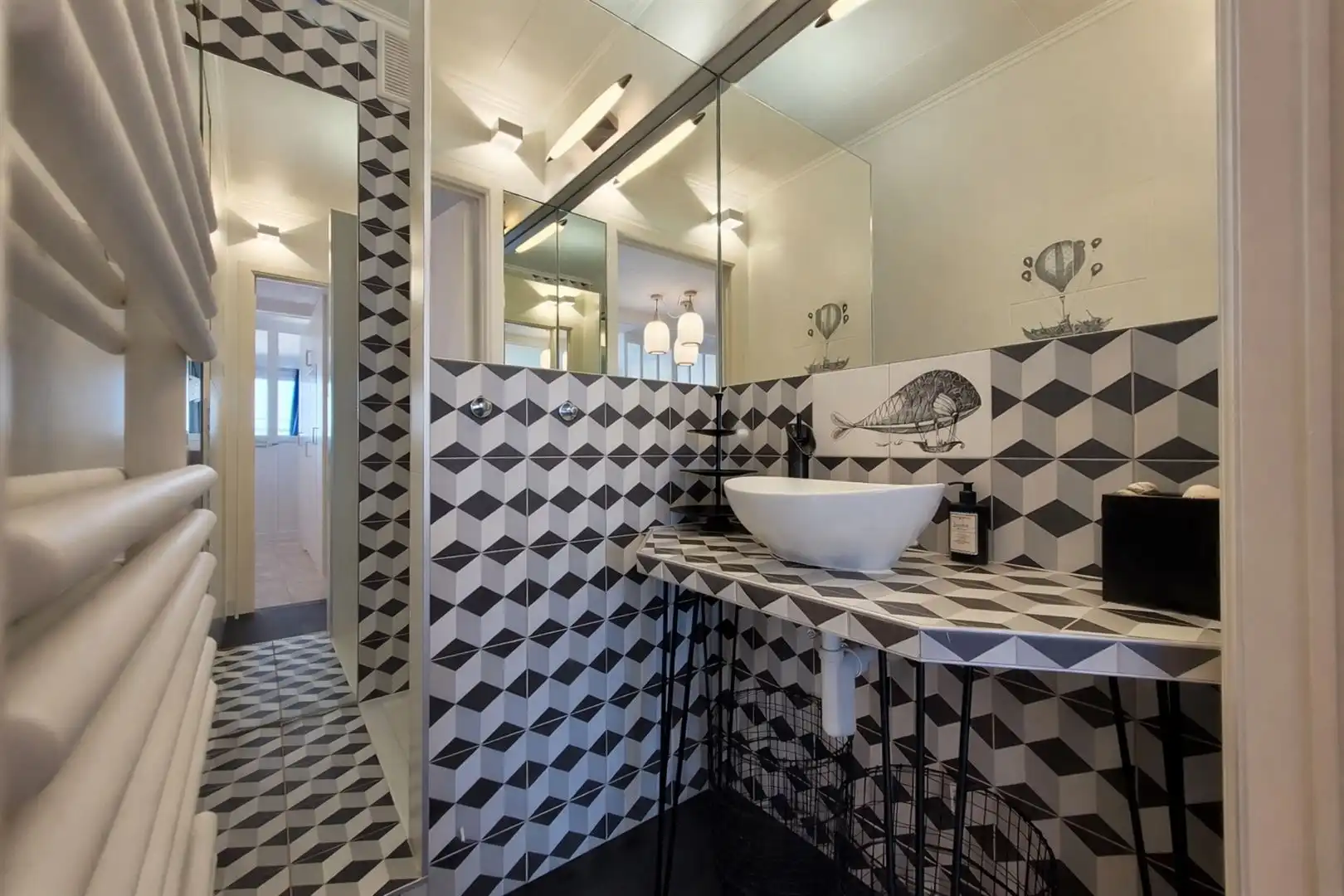 Gemeubelde studio met zeezicht foto 13