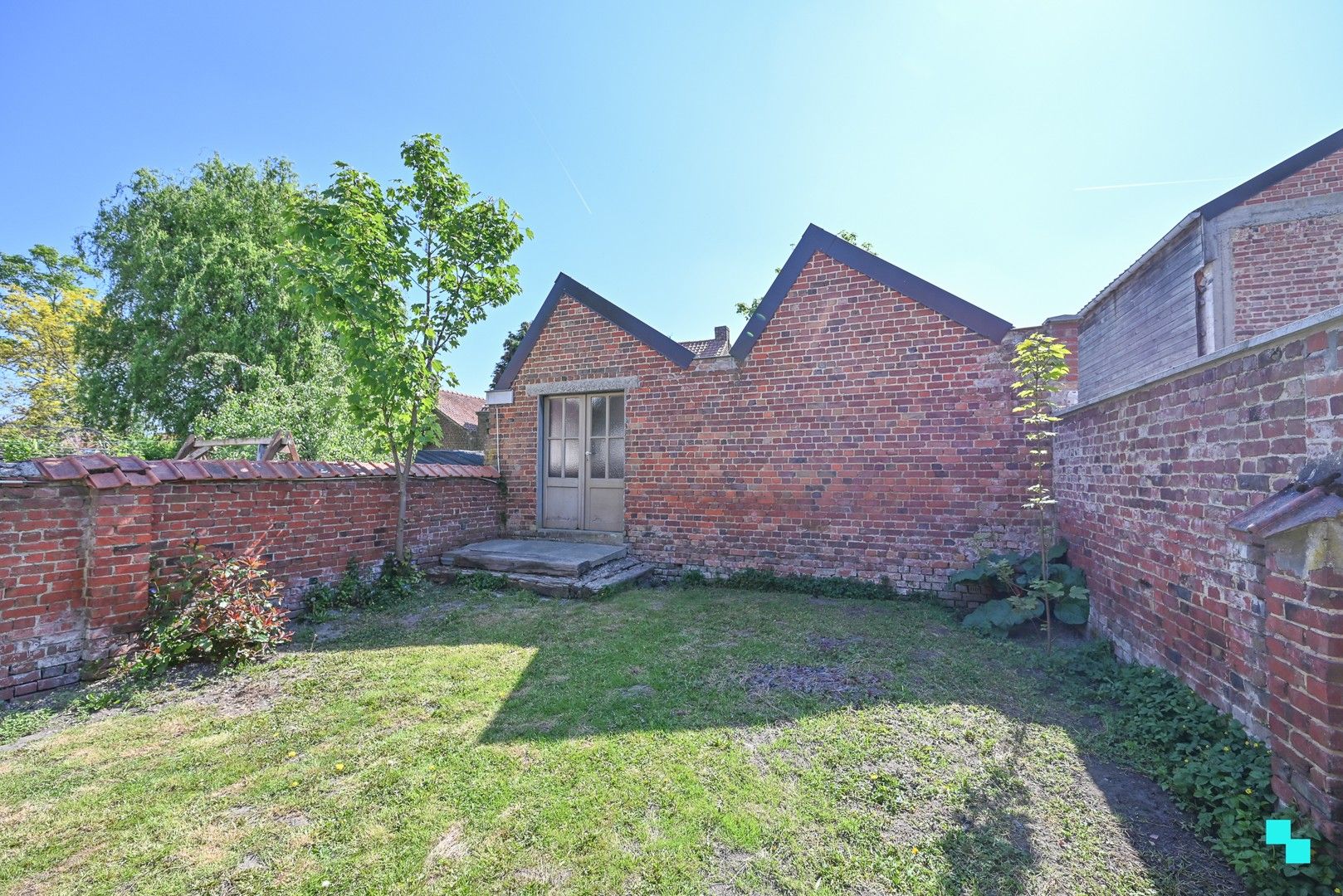 Karaktervolle charmewoning in hartje Izegem foto 17