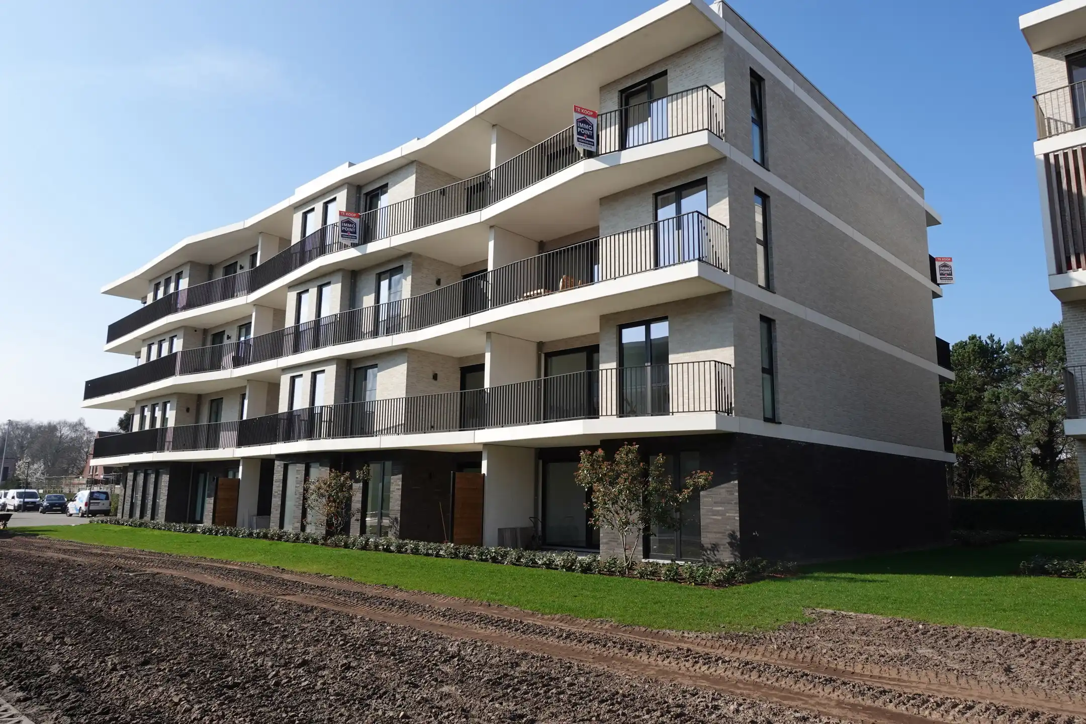 Knap energiezuinig appartement met tof terras foto 4