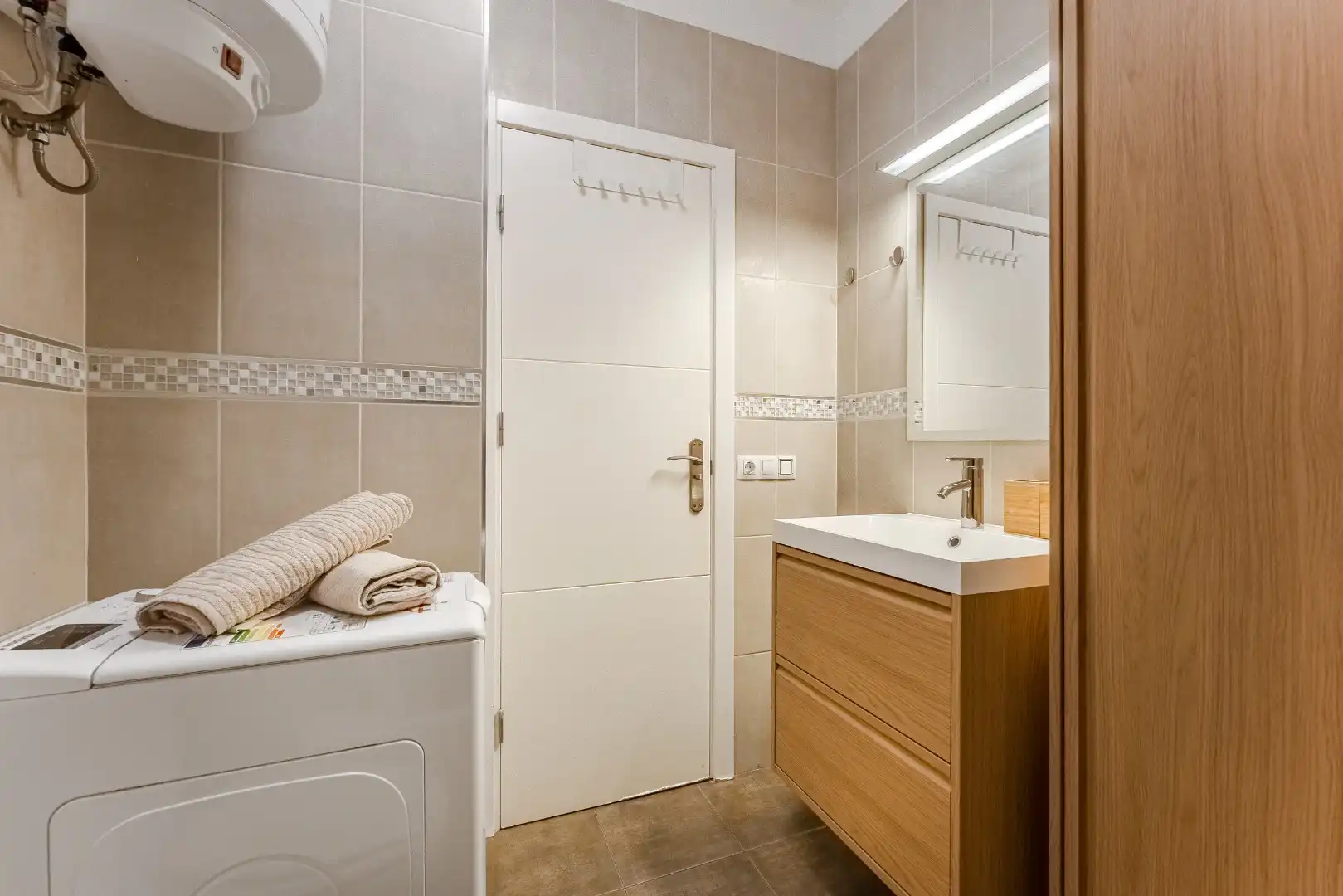  Gerenoveerd appartement met toegang tot het strand foto 15