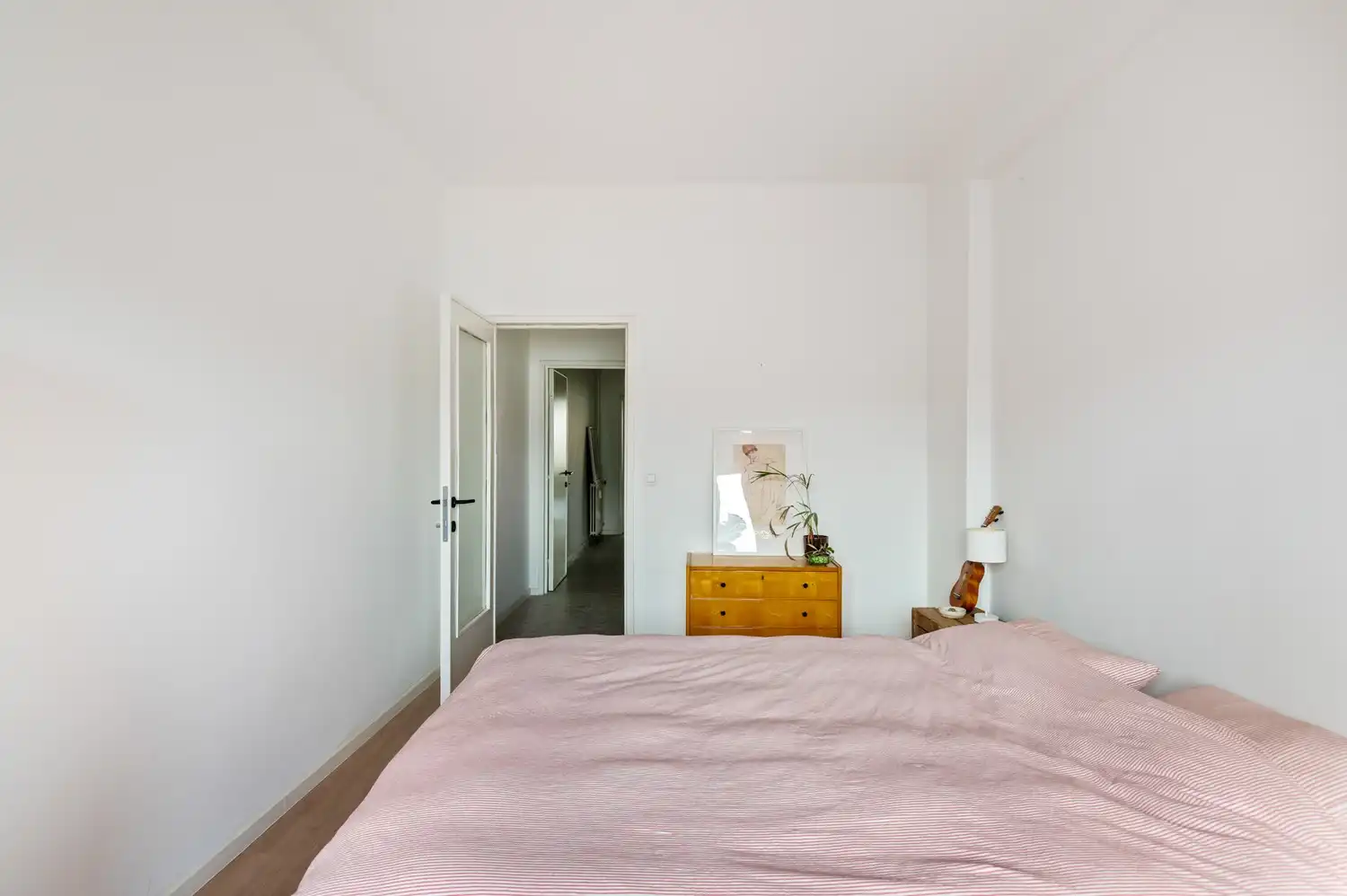 Licht en ruimte in het hart van Antwerpen – 1 slaapkamer appartement foto 14
