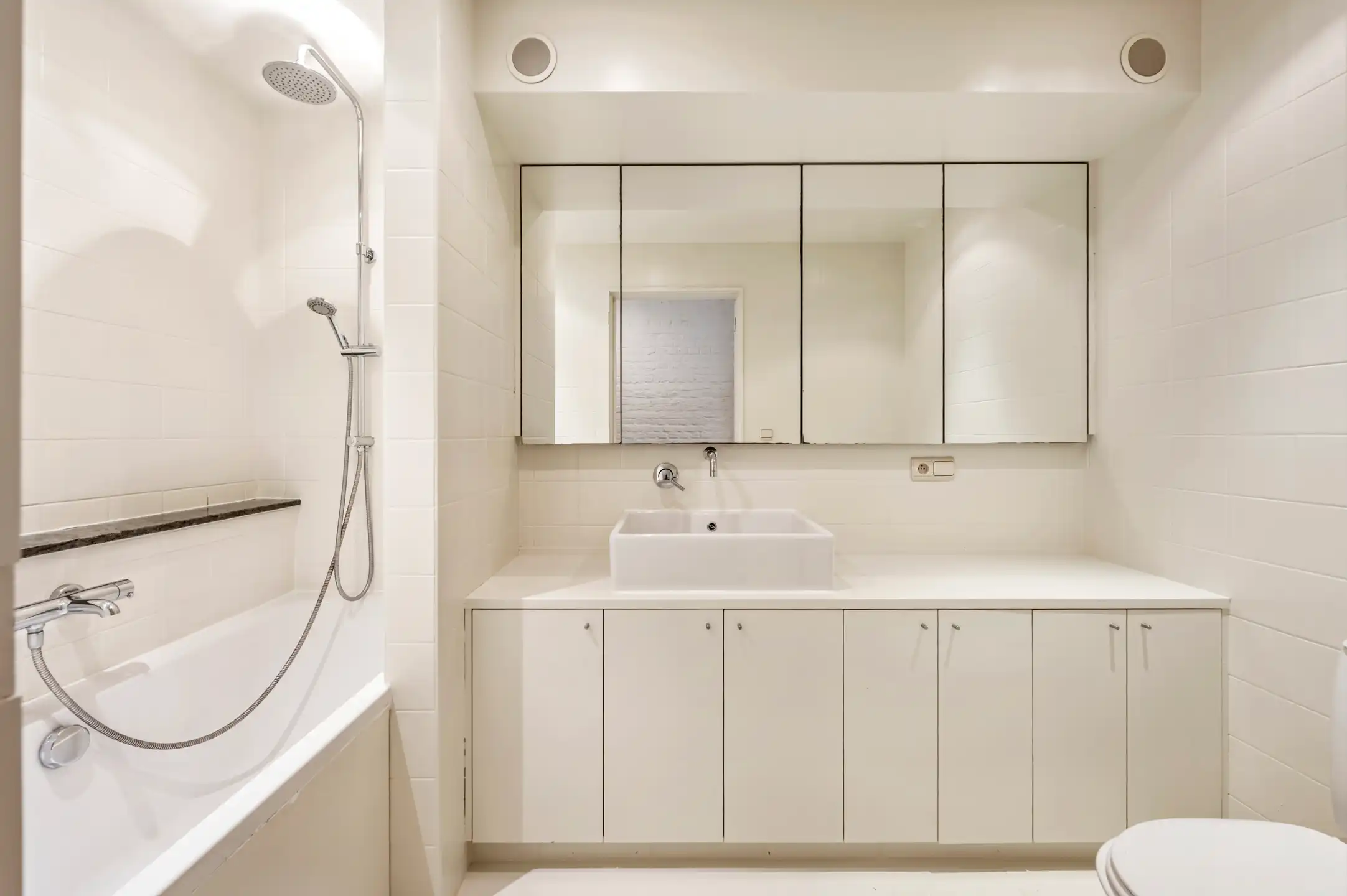 Instapklaar gelijkvloers met tuin op topligging foto 13