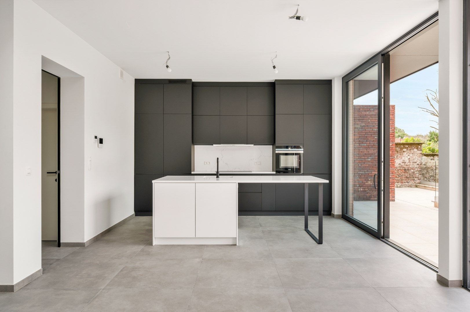 ENERGETISCHE HOOGSTAANDE GERENOVEERDE WONING MET VERWAMRD ZWEMBAD foto 6