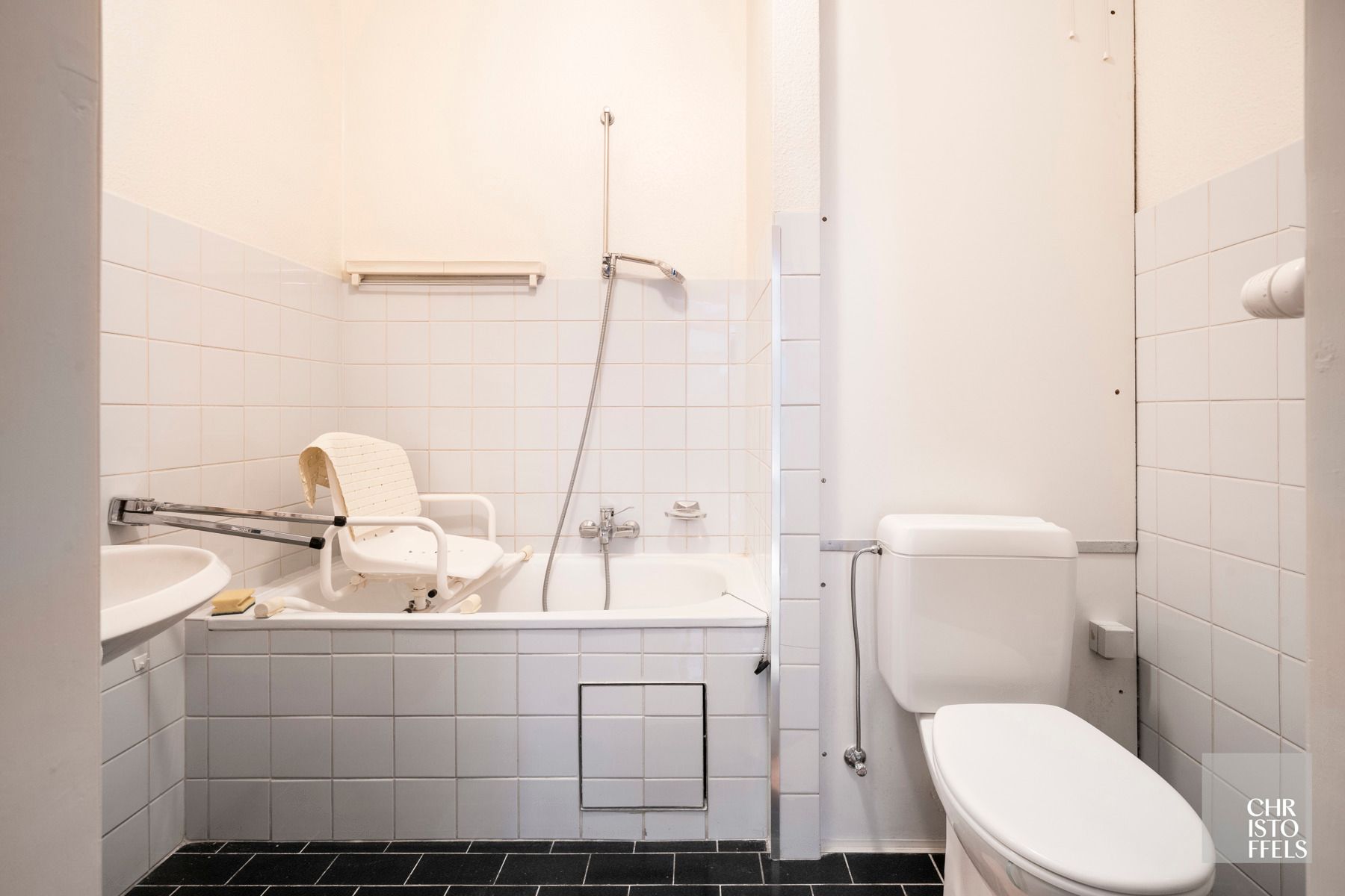 Op te frissen appartement (89m²) dichtbij het station in Tongeren! foto 7