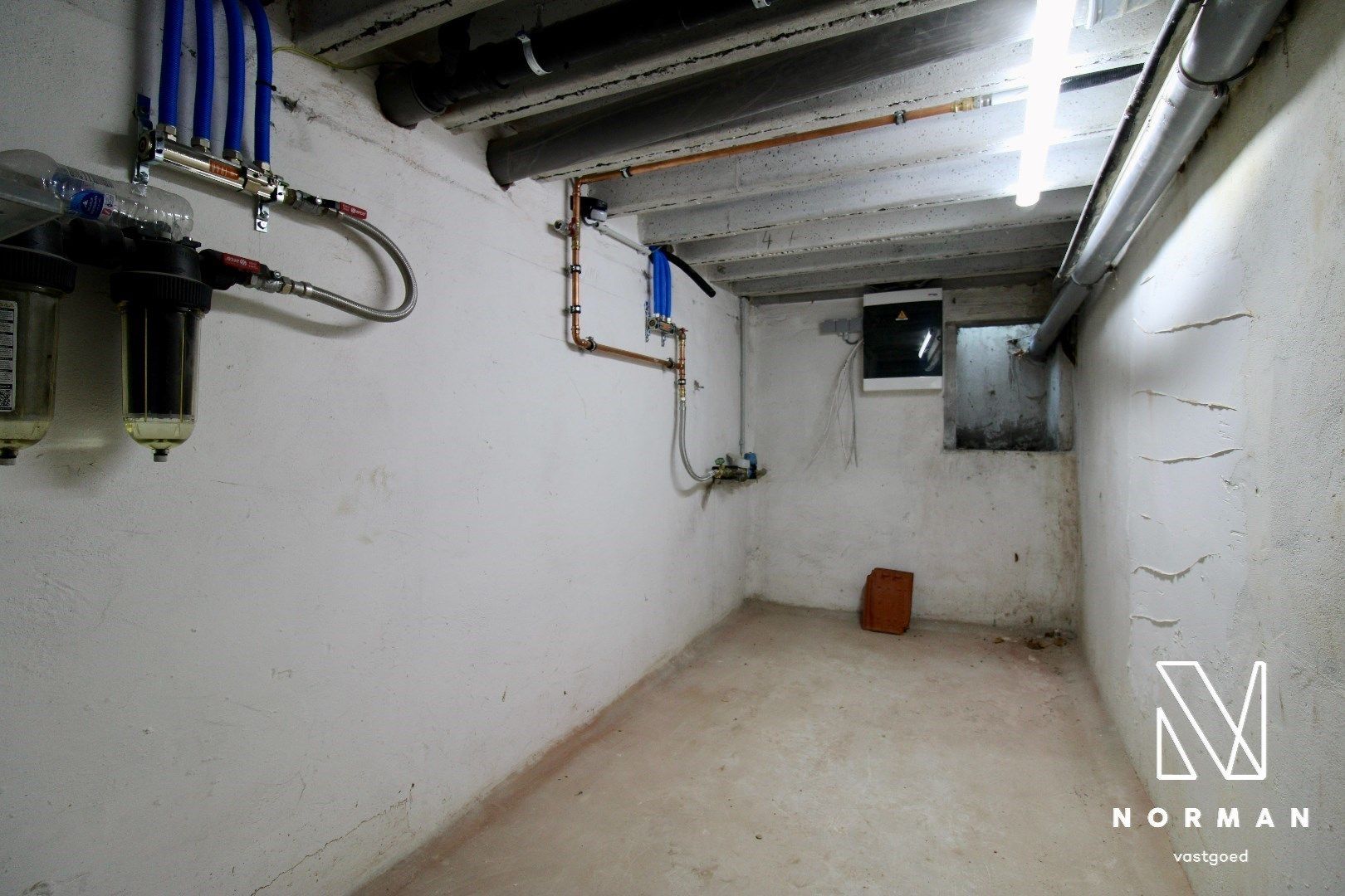 RuimeEnergetisch gerenoveerde woning met 3 slaapkamers te Deerlijk foto 16