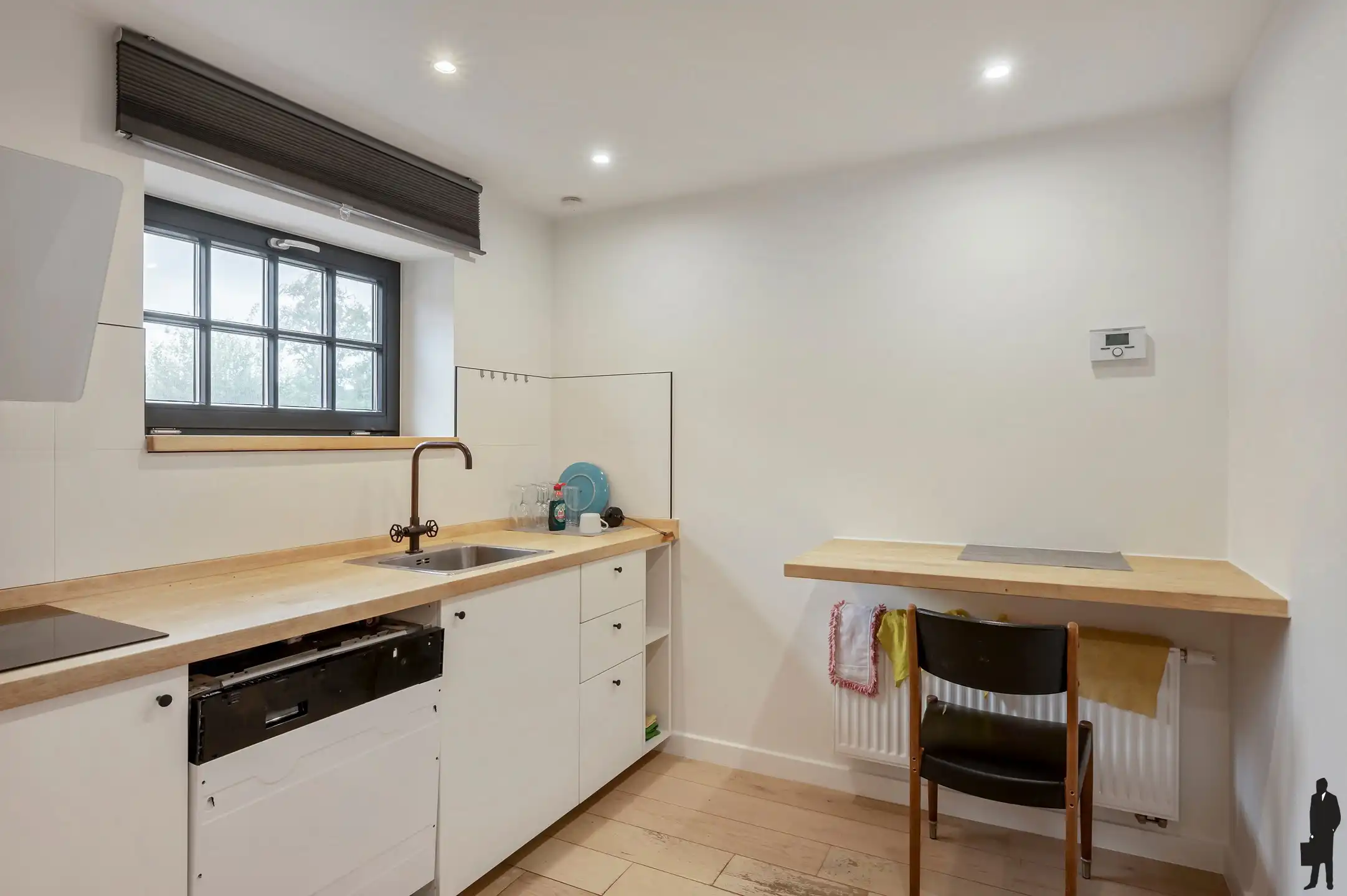 Kantoor/atelier/praktijk foto 14