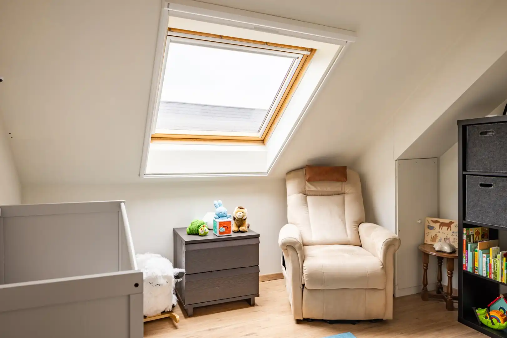 Energiezuinige rijwoning met 4 slaapkamers en tuintje foto 12