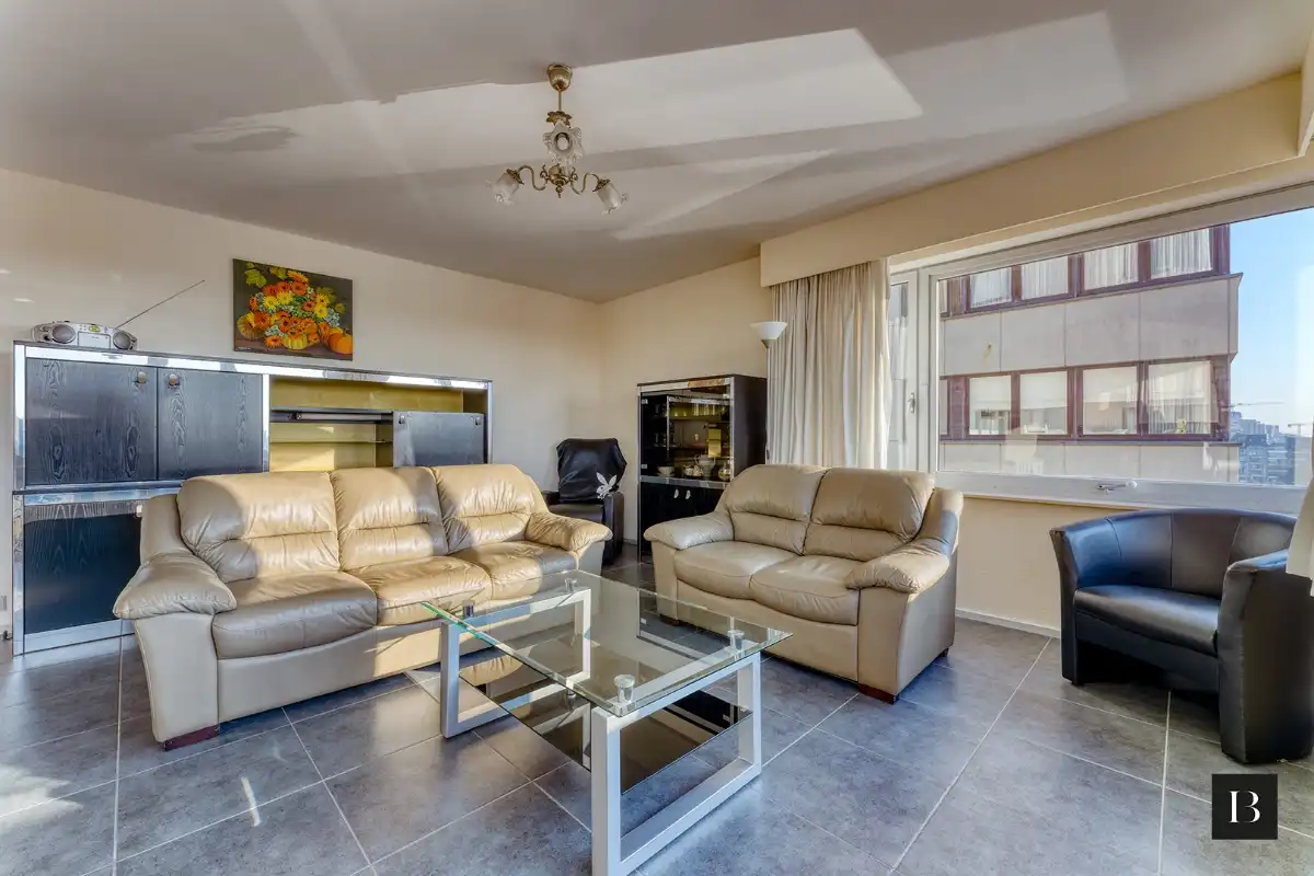 Instapklaar en ruim hoekappartement met 2 slaapkamers aan de haven foto 4