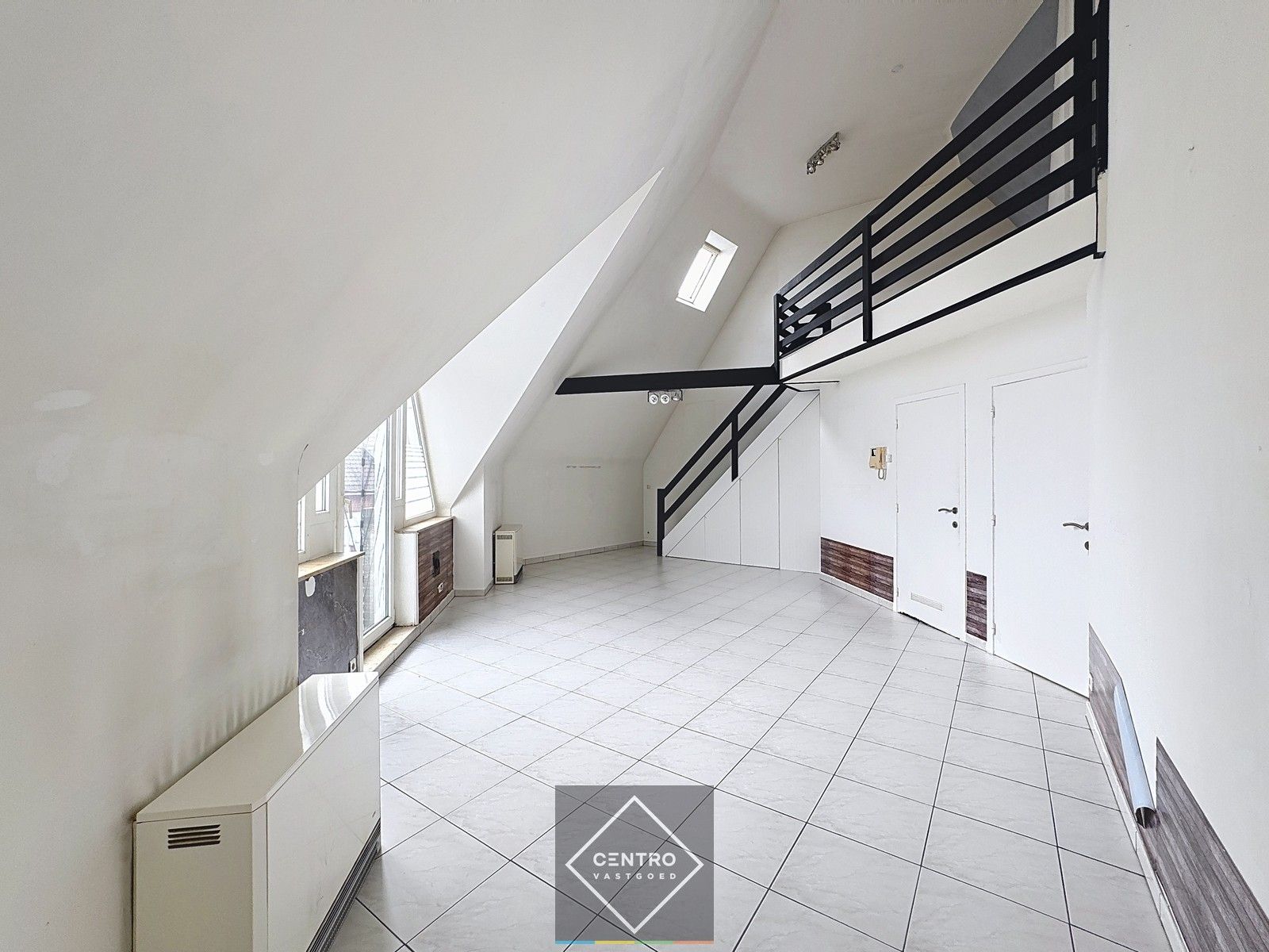 Ruim appartement met 3 slpks én garagebox te Maldegem! foto 5