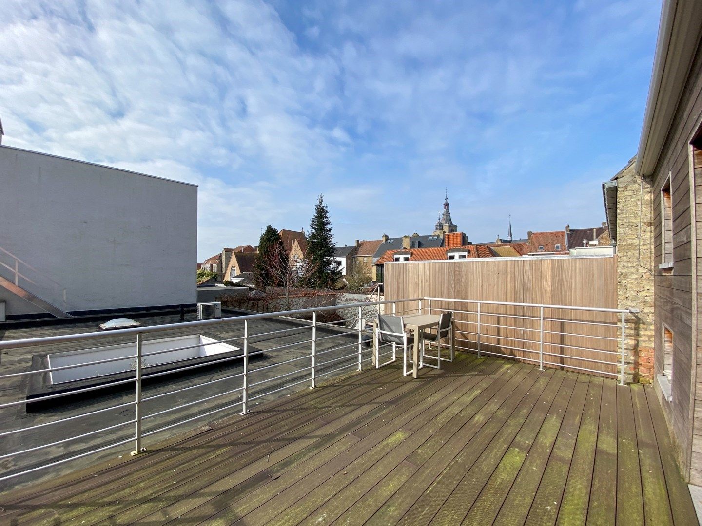 Prachtig appartement met 2 slaapkamers en ruim terras. foto 5