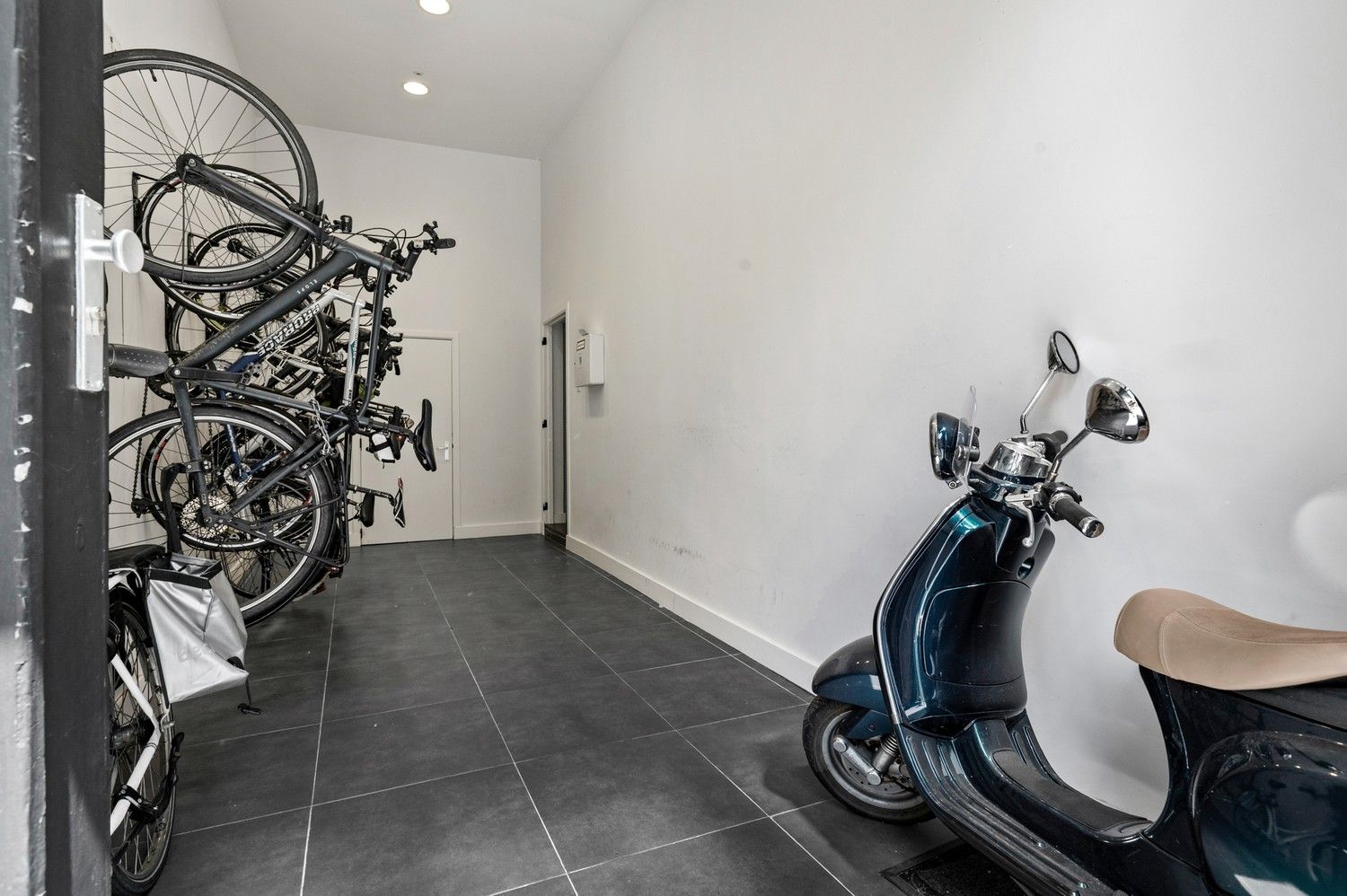 Prachtig gelijkvloers appartement met toffe stadstuin in Antwerpen! foto 17