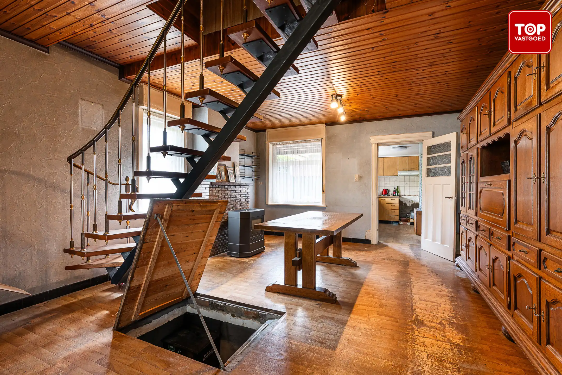 Te renoveren woning met zonnige tuin foto 5