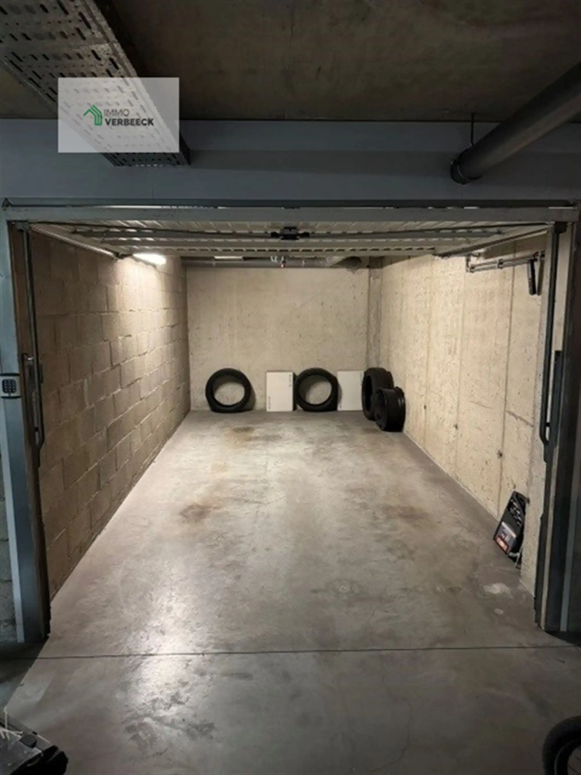 Ondergrondse garage foto 2