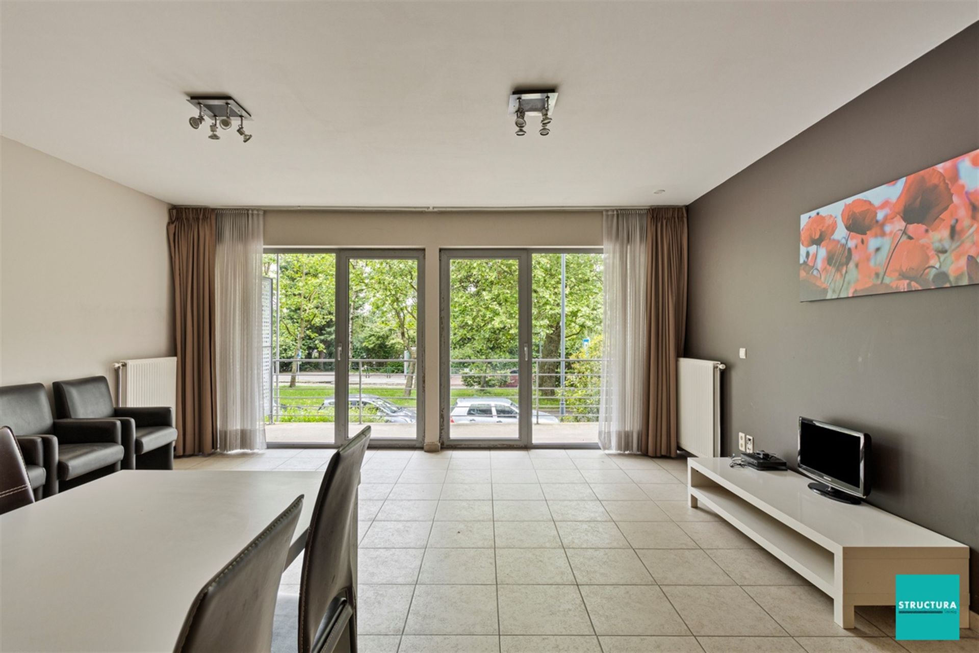 Moderne flat met groot terras te Evere. foto 8